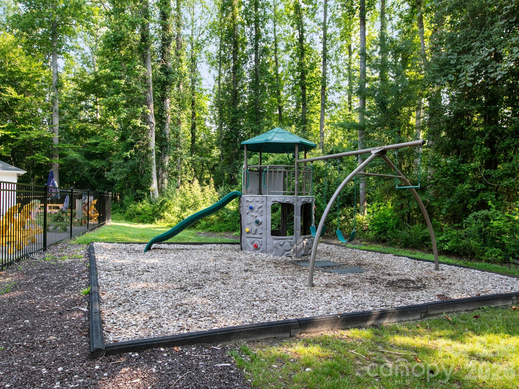 93 Foxden Drive Unit: 102