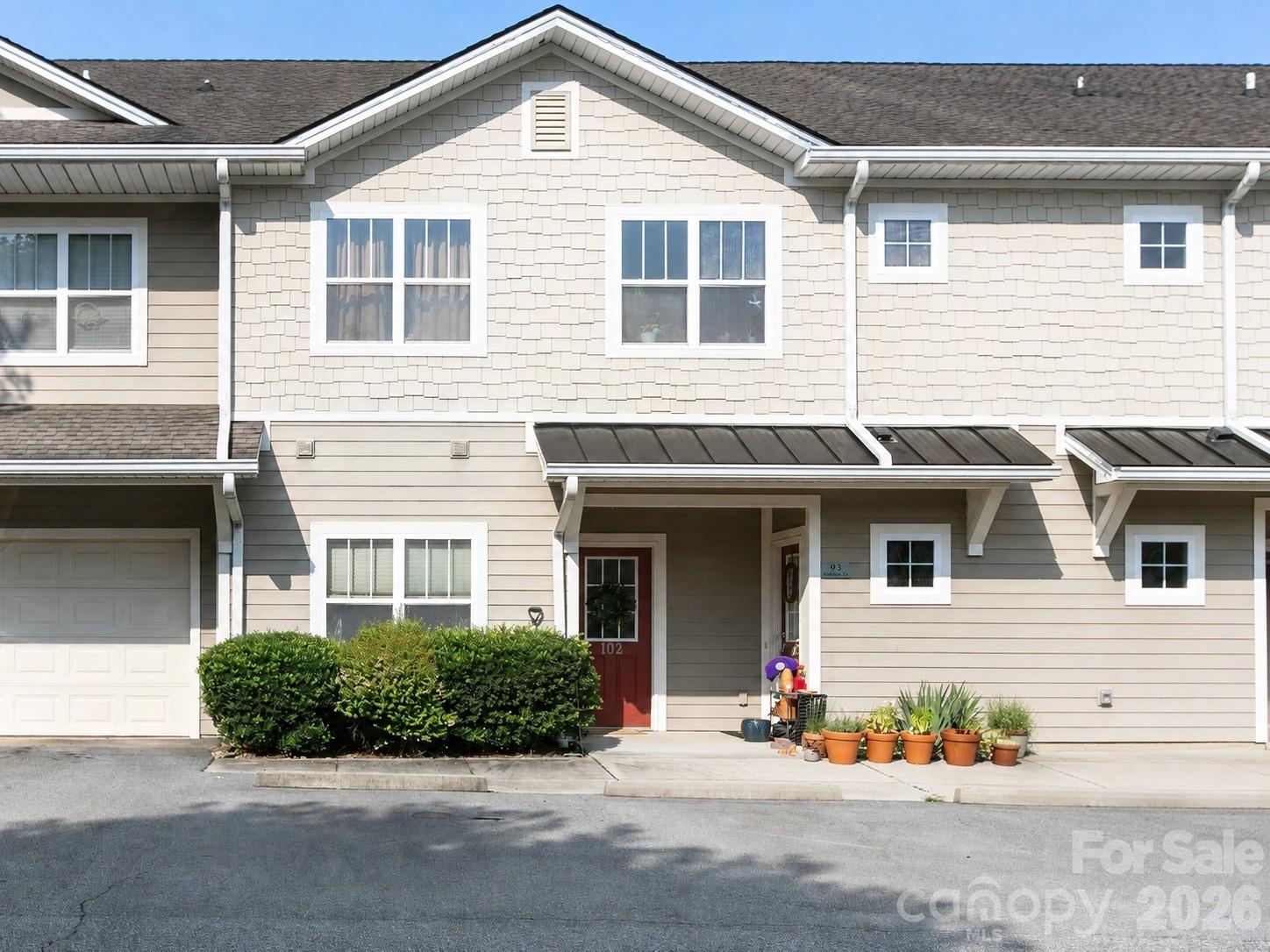 93 Foxden Drive Unit: 102