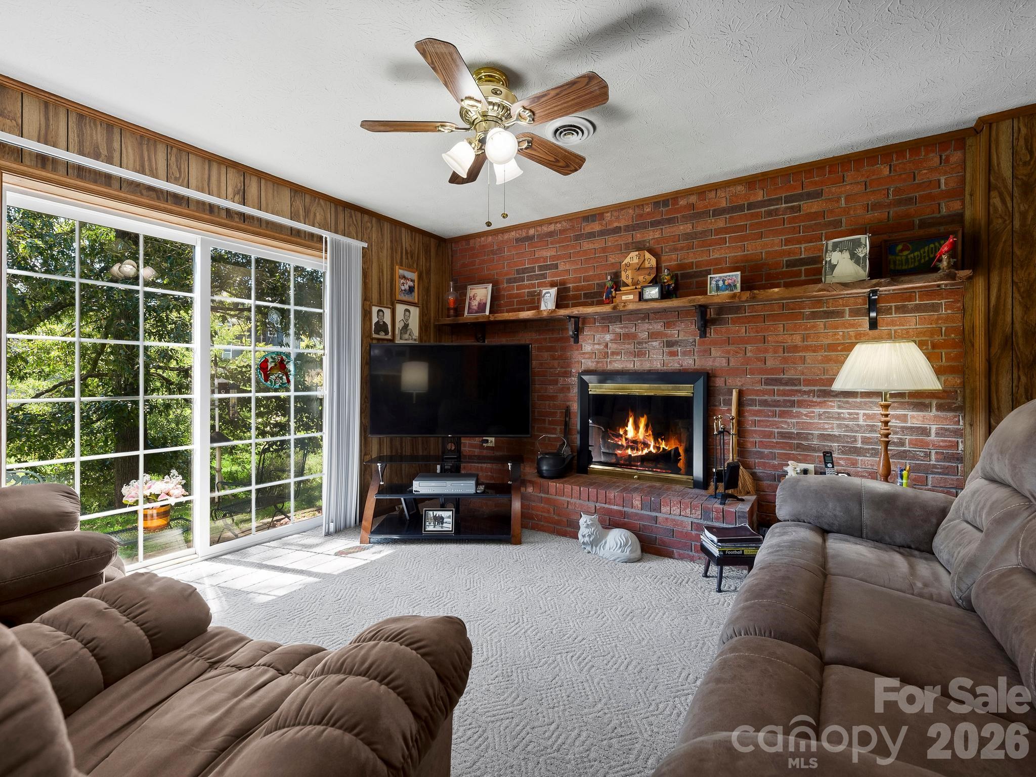 86 Debra Lane