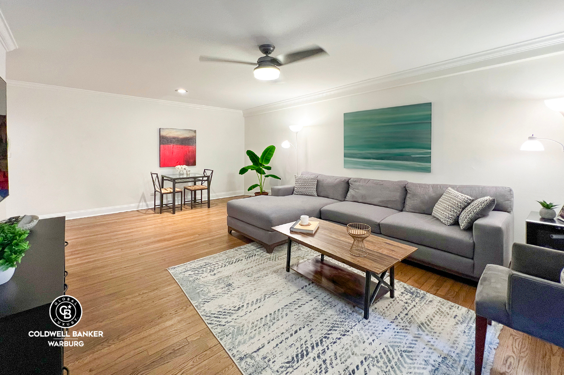 60 E 9th Street 441