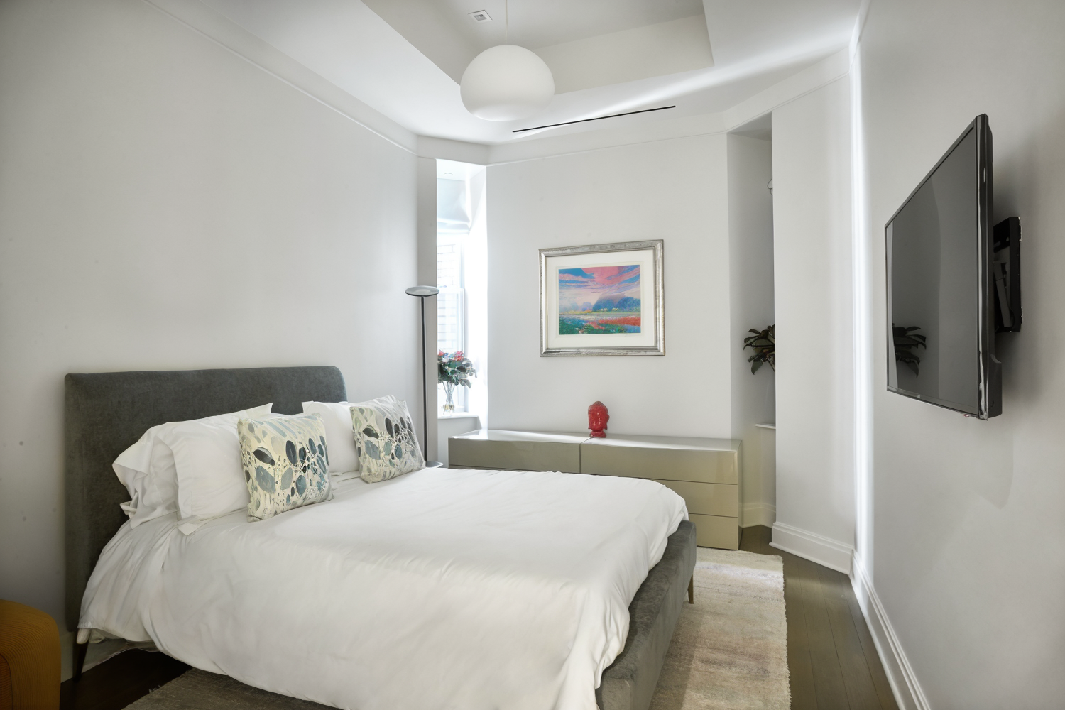 101 W 78TH Street 5B