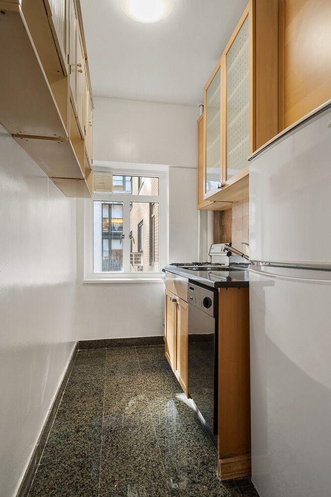 20 E 35TH Street 9M