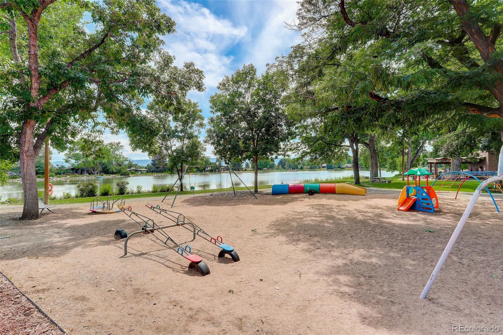 4595 W Lakeridge Road