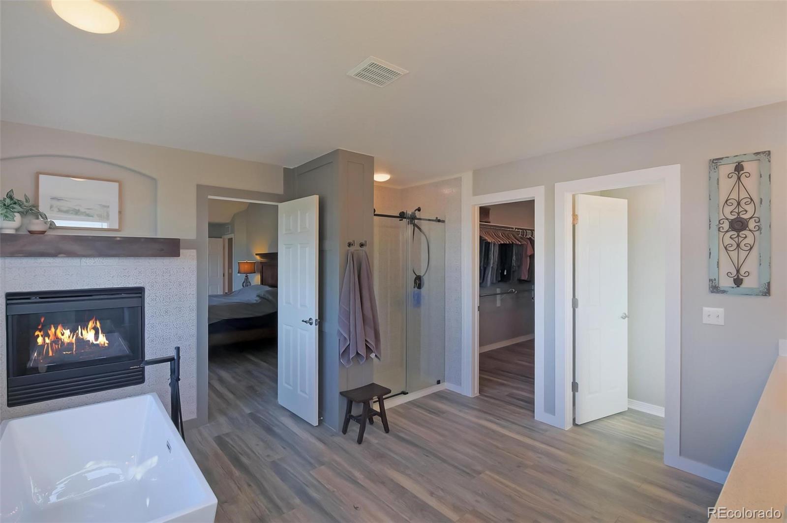 434 Crosshaven Place