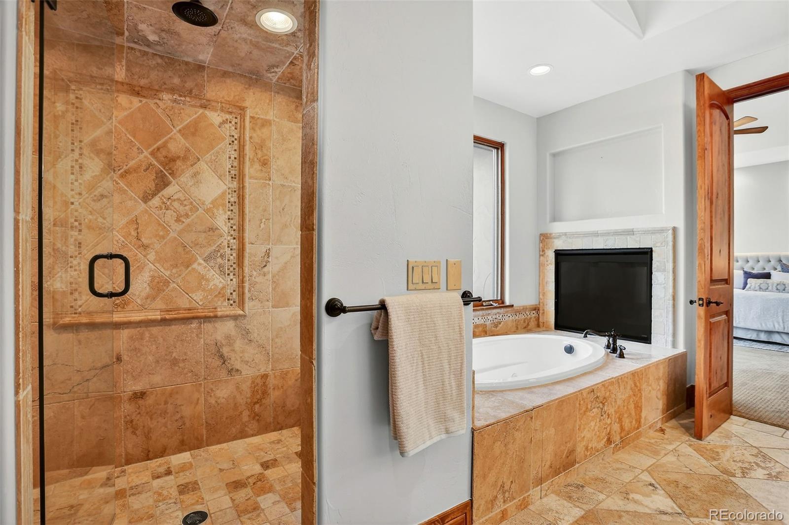 6136 Stone Creek Drive