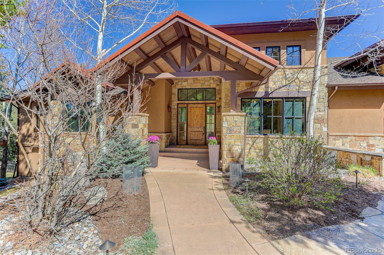 6136 Stone Creek Drive