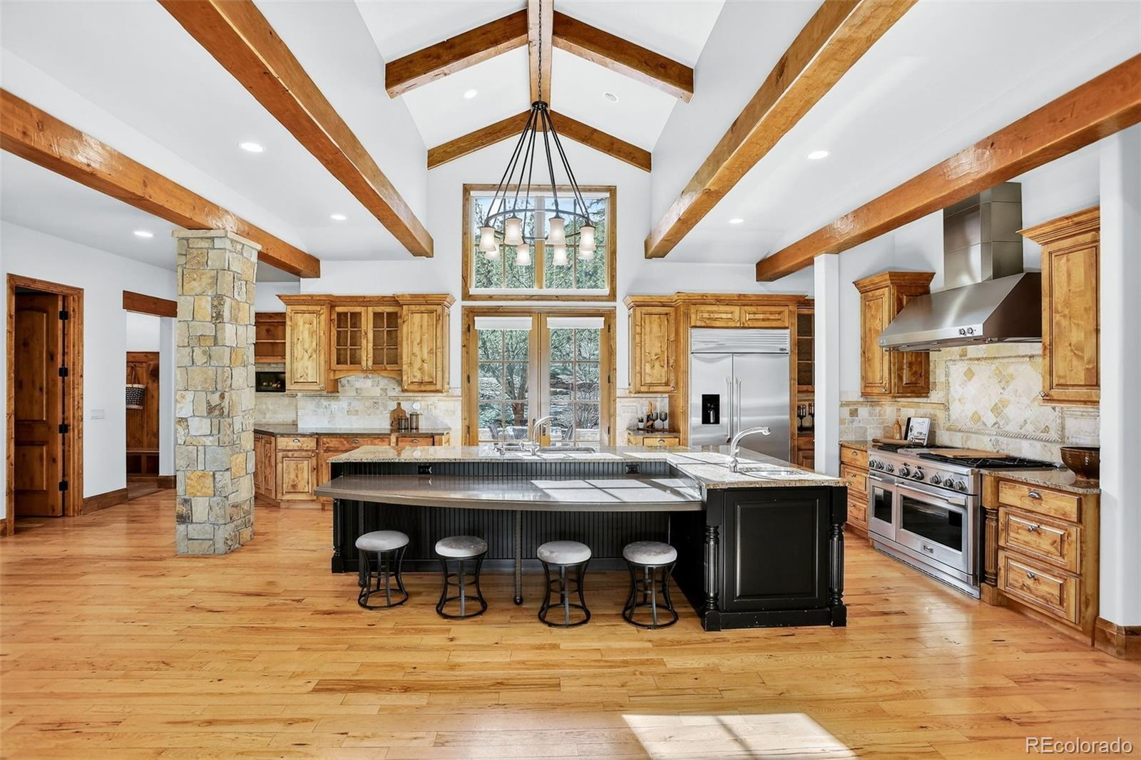 6136 Stone Creek Drive