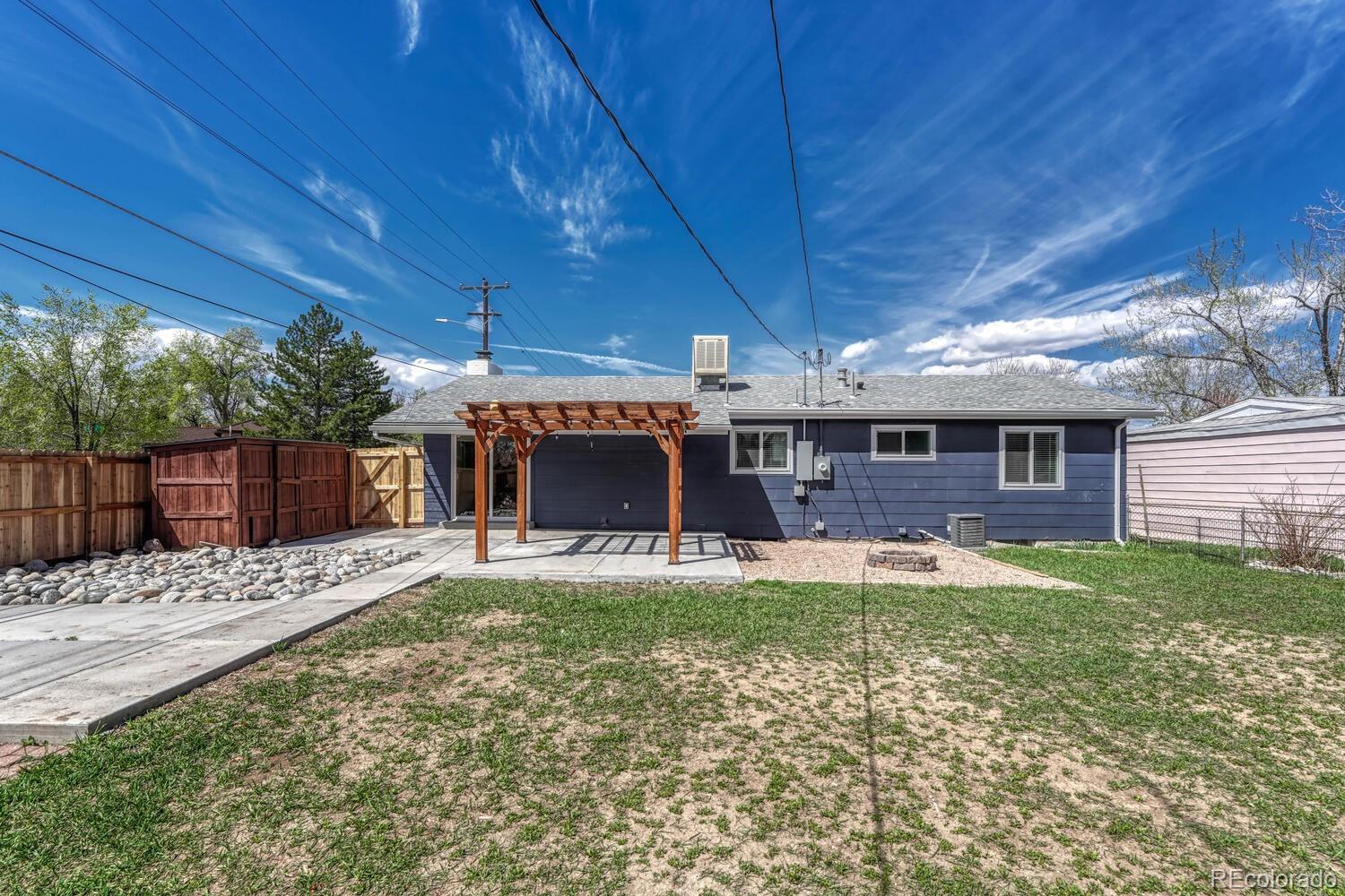1490 S Ivy Way