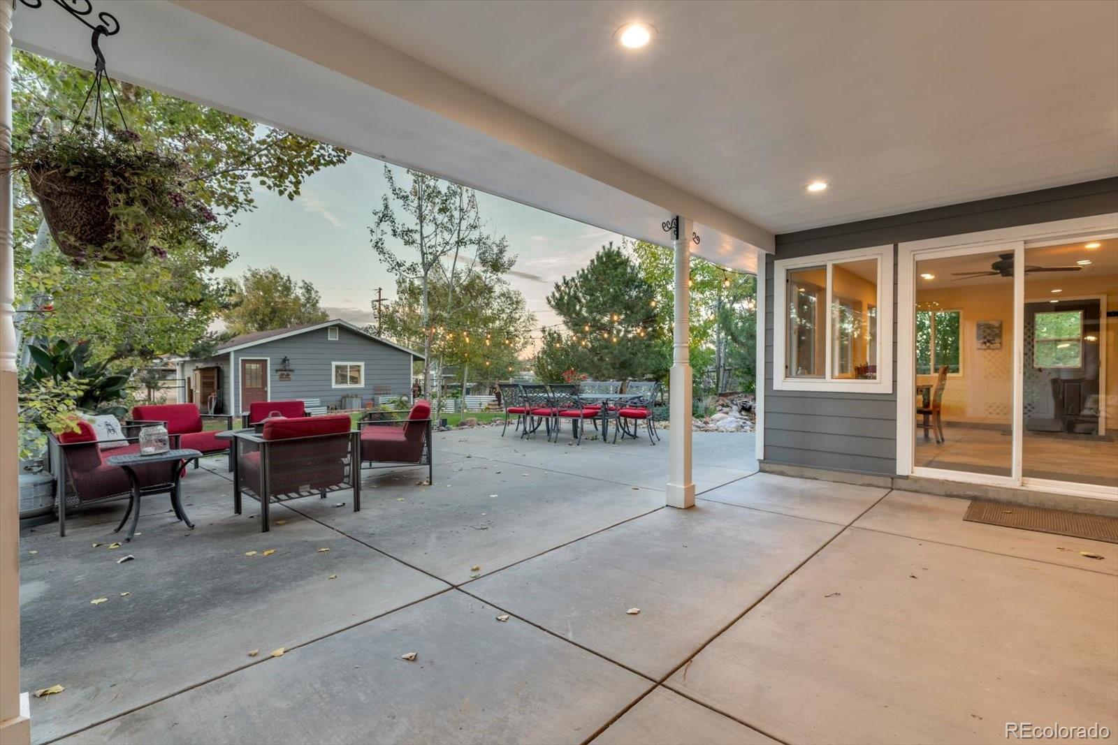 10975 Maple Road