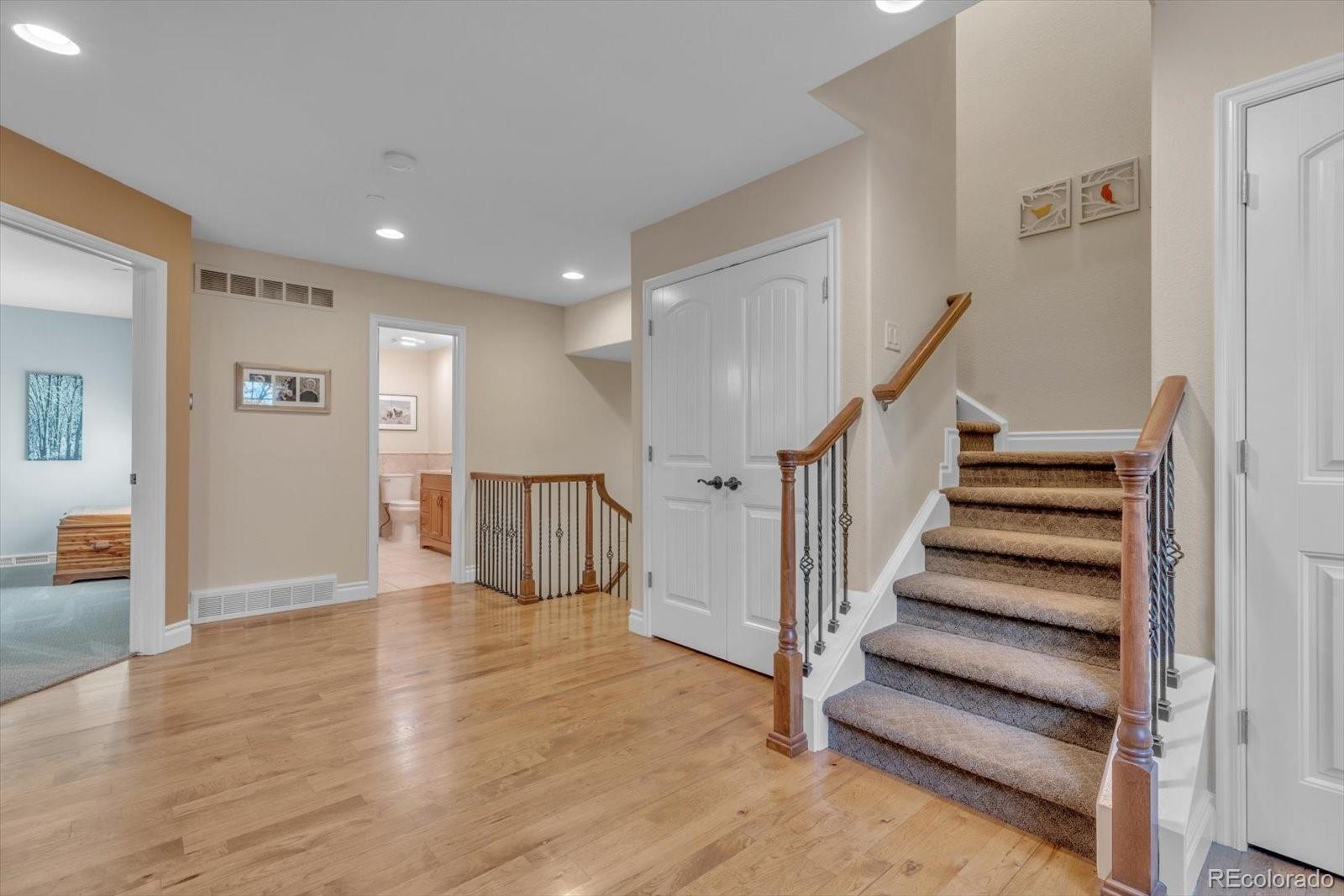 10975 Maple Road