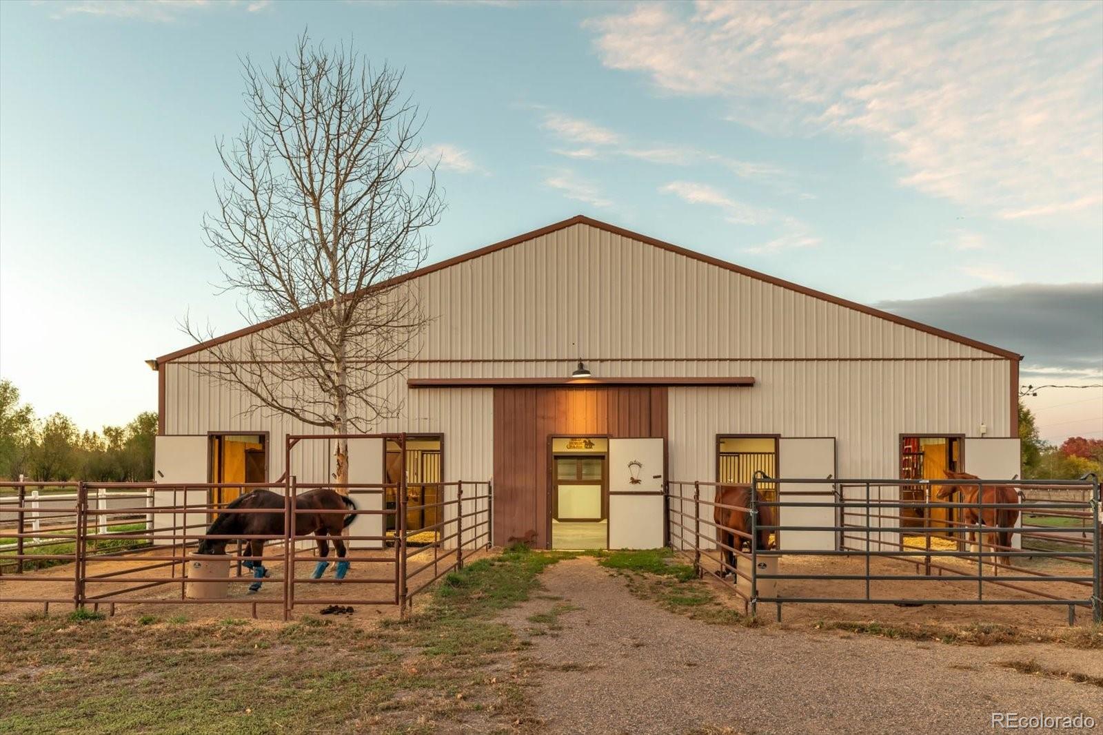 10975 Maple Road
