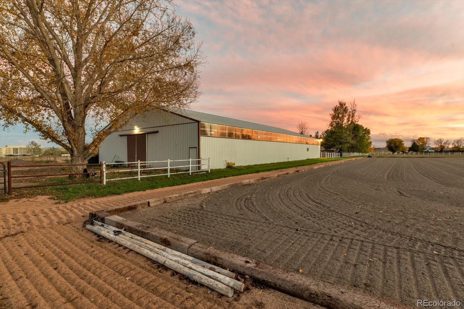 10975 Maple Road