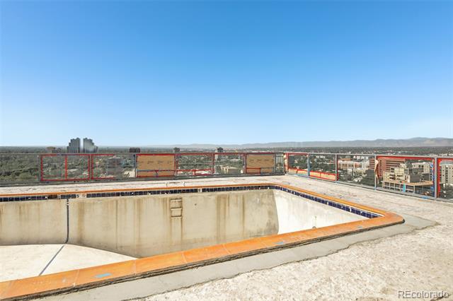 790 N Washington Street Unit: 1006