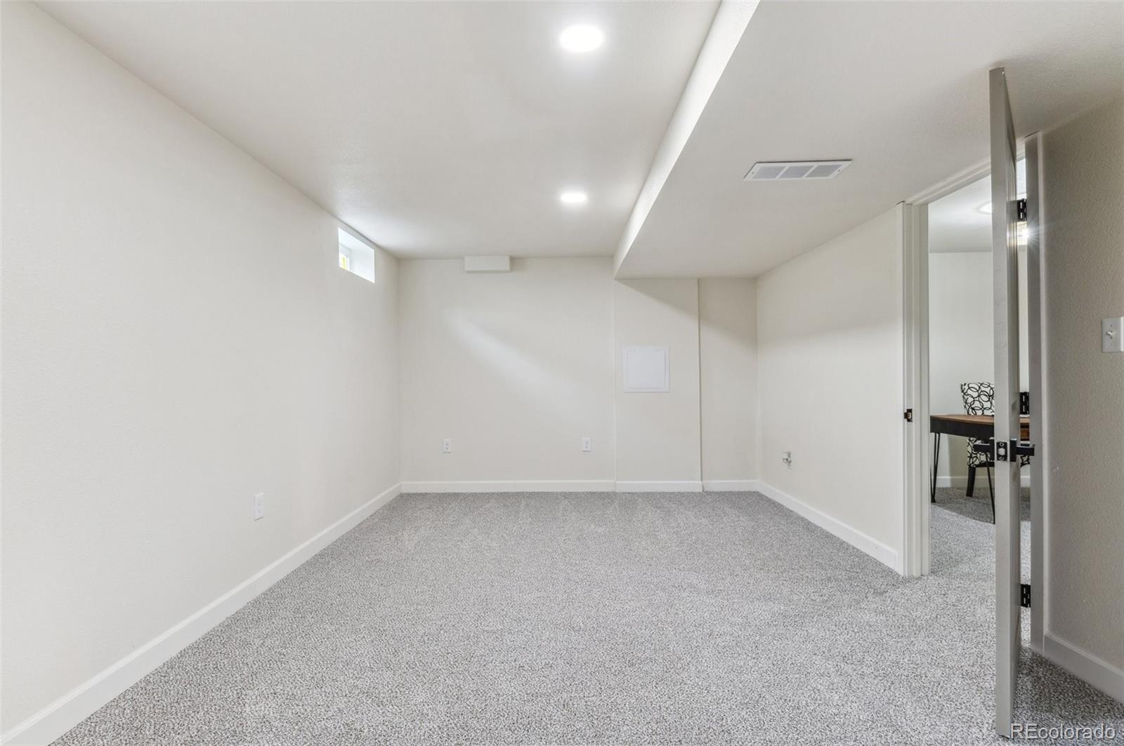 1155 W 4th Avenue