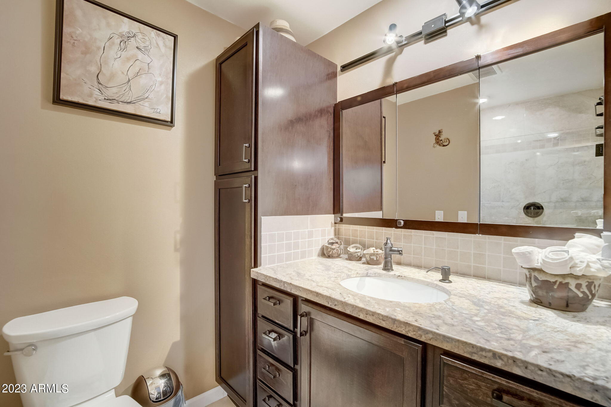 10502 W CROSBY Drive