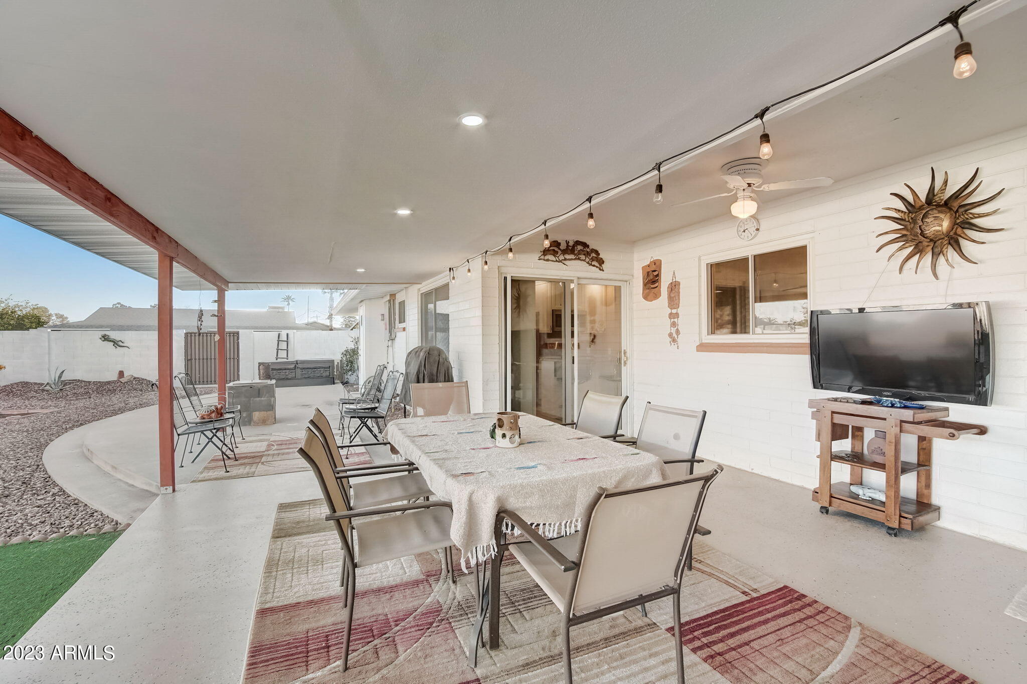 10502 W CROSBY Drive