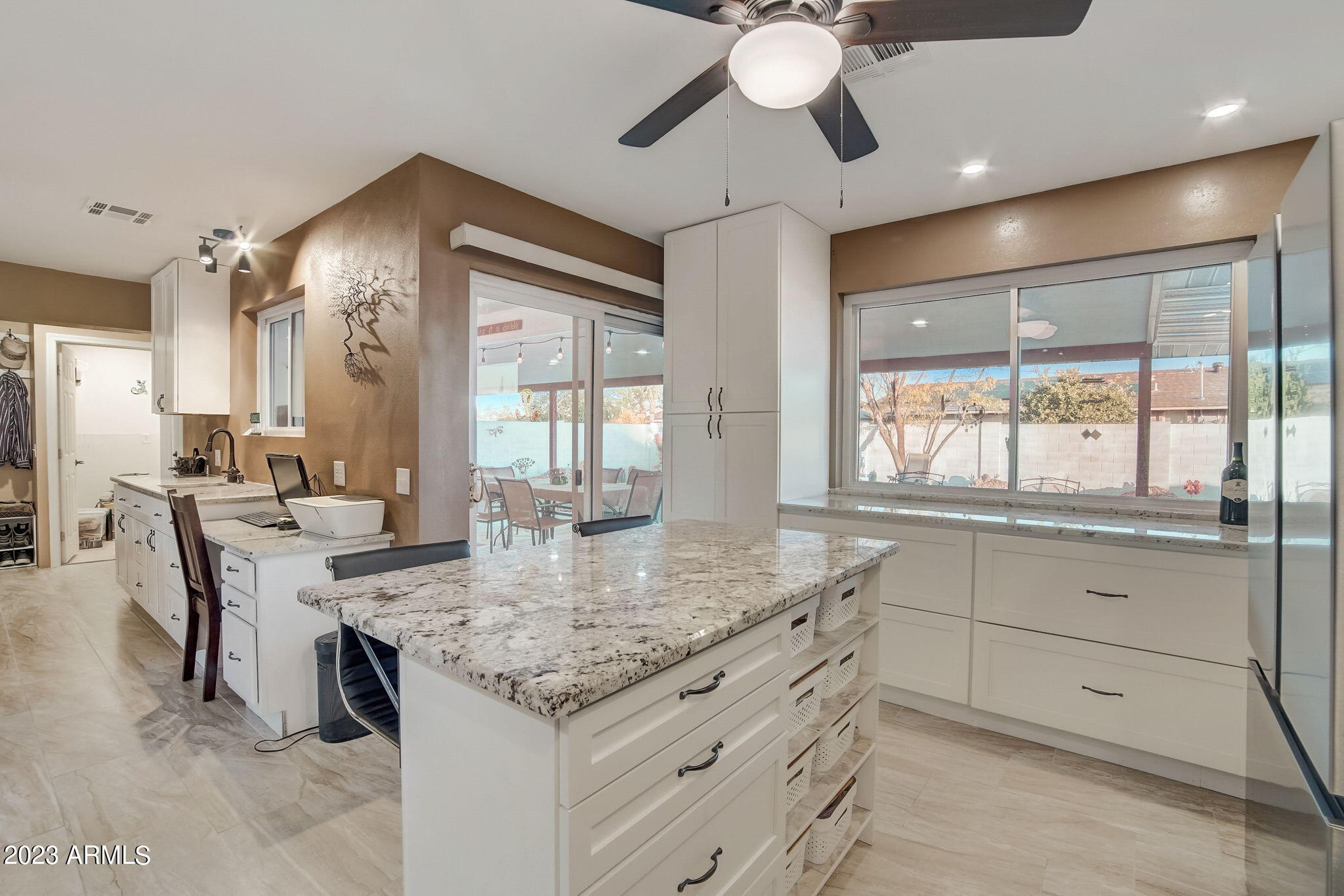 10502 W CROSBY Drive