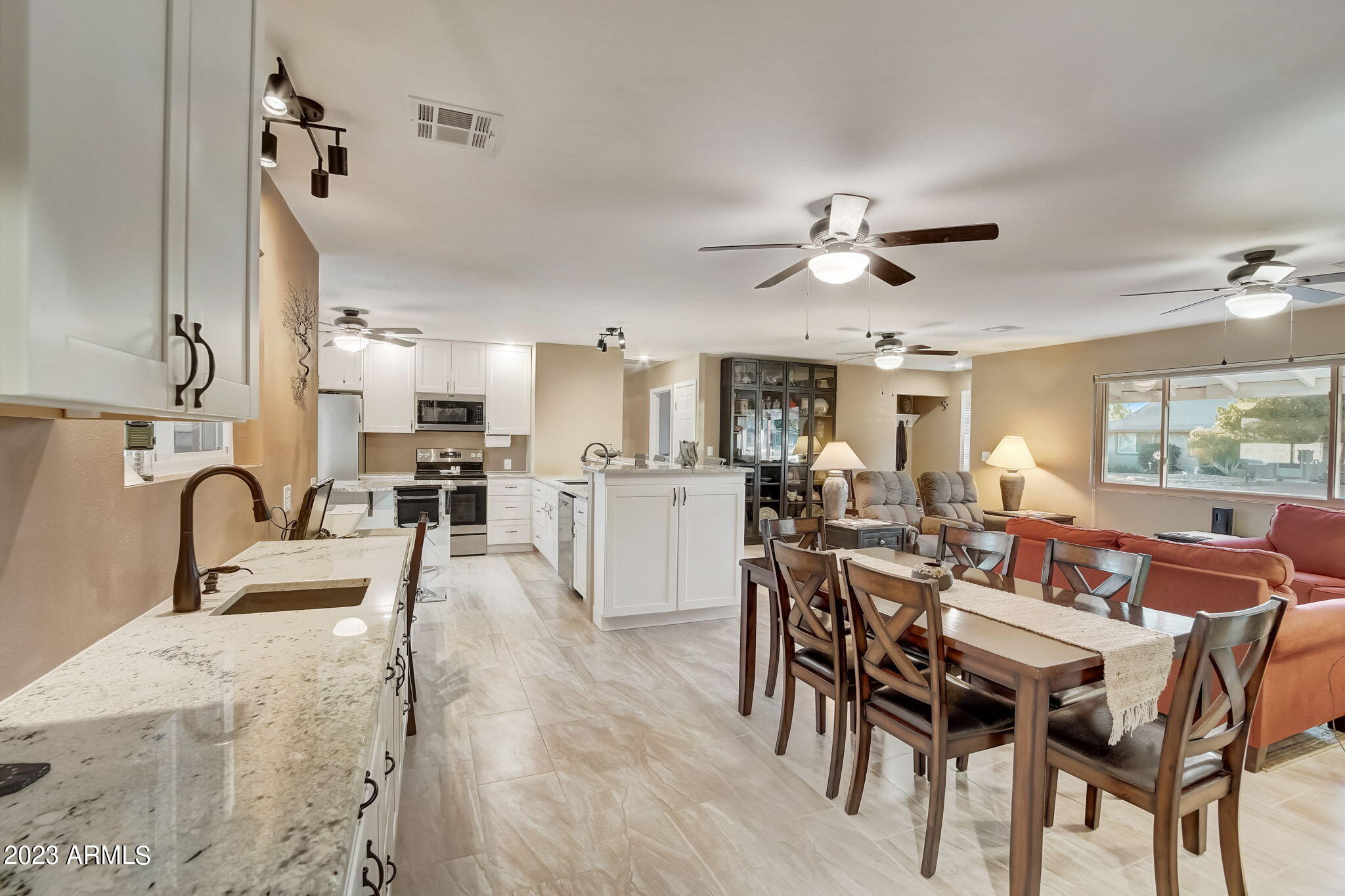 10502 W CROSBY Drive