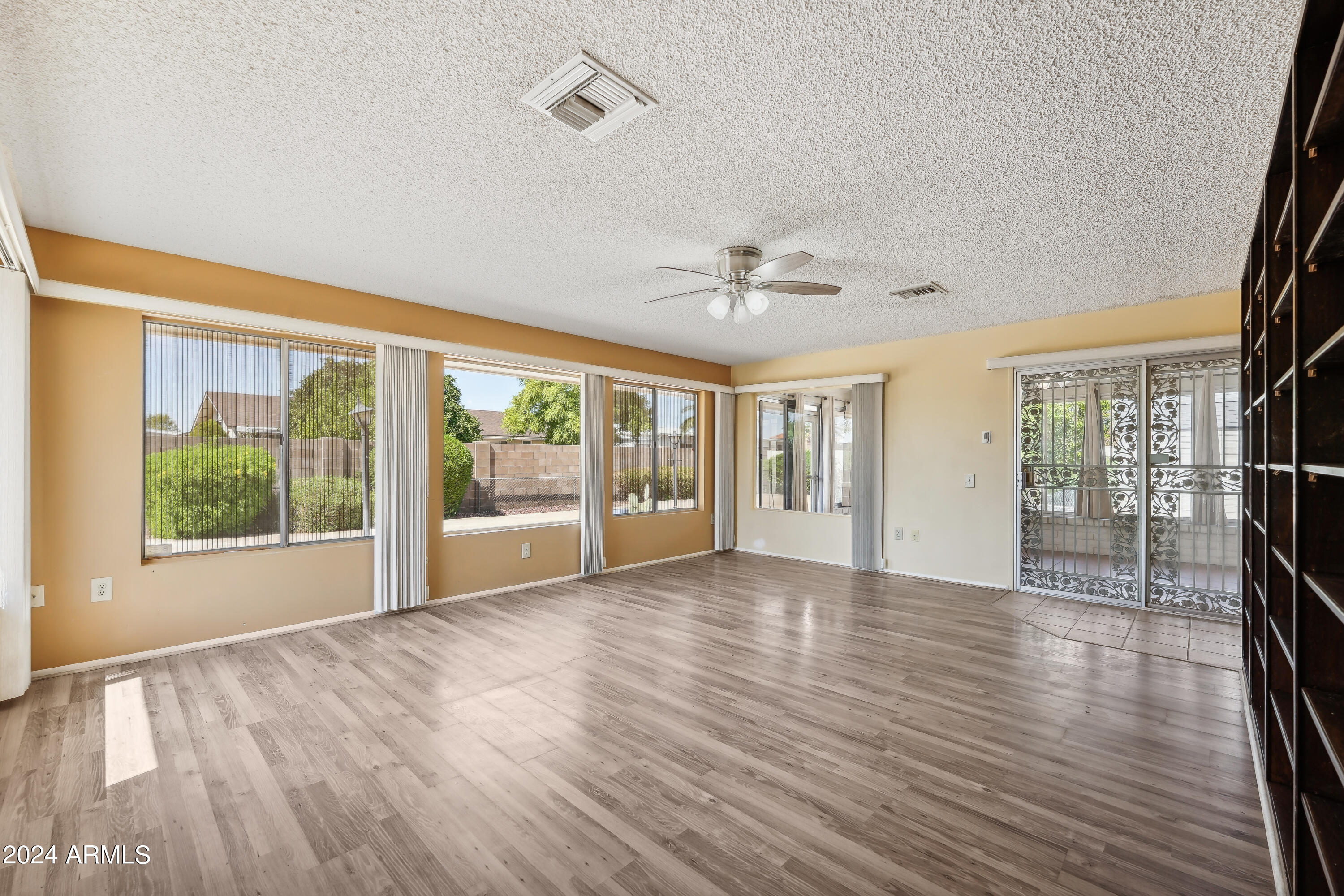 16214 N DESERT HOLLY Drive