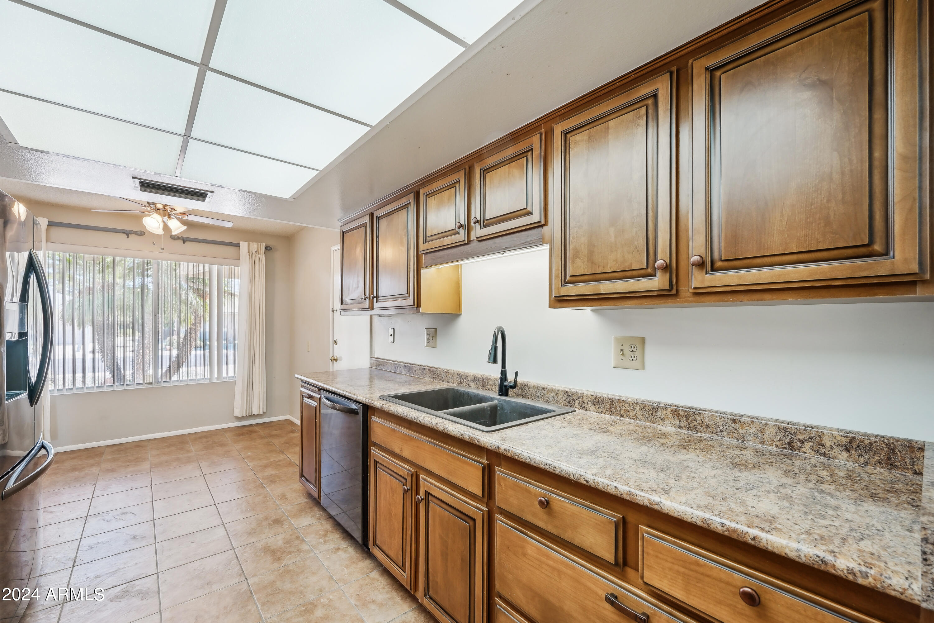 16214 N DESERT HOLLY Drive