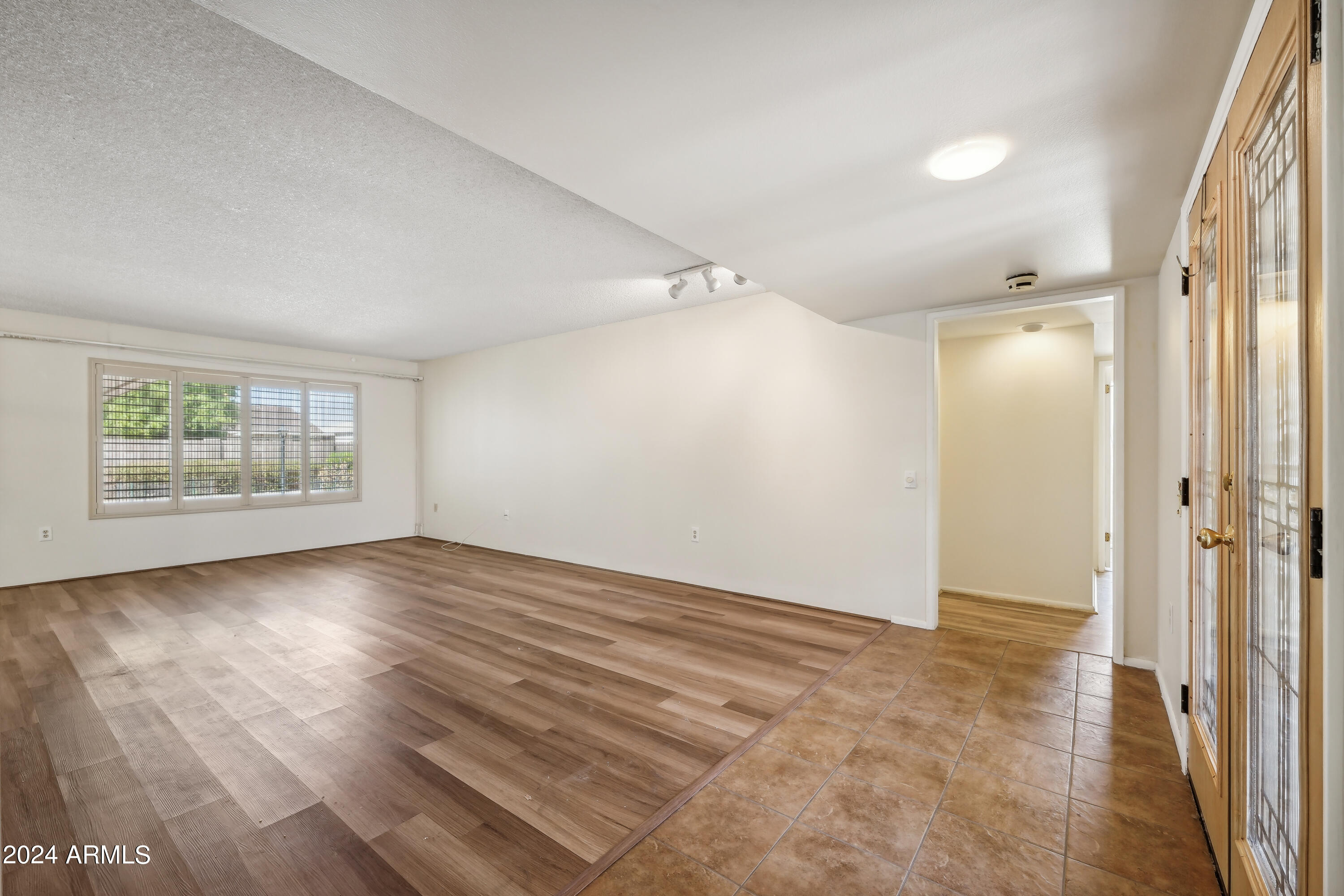 16214 N DESERT HOLLY Drive