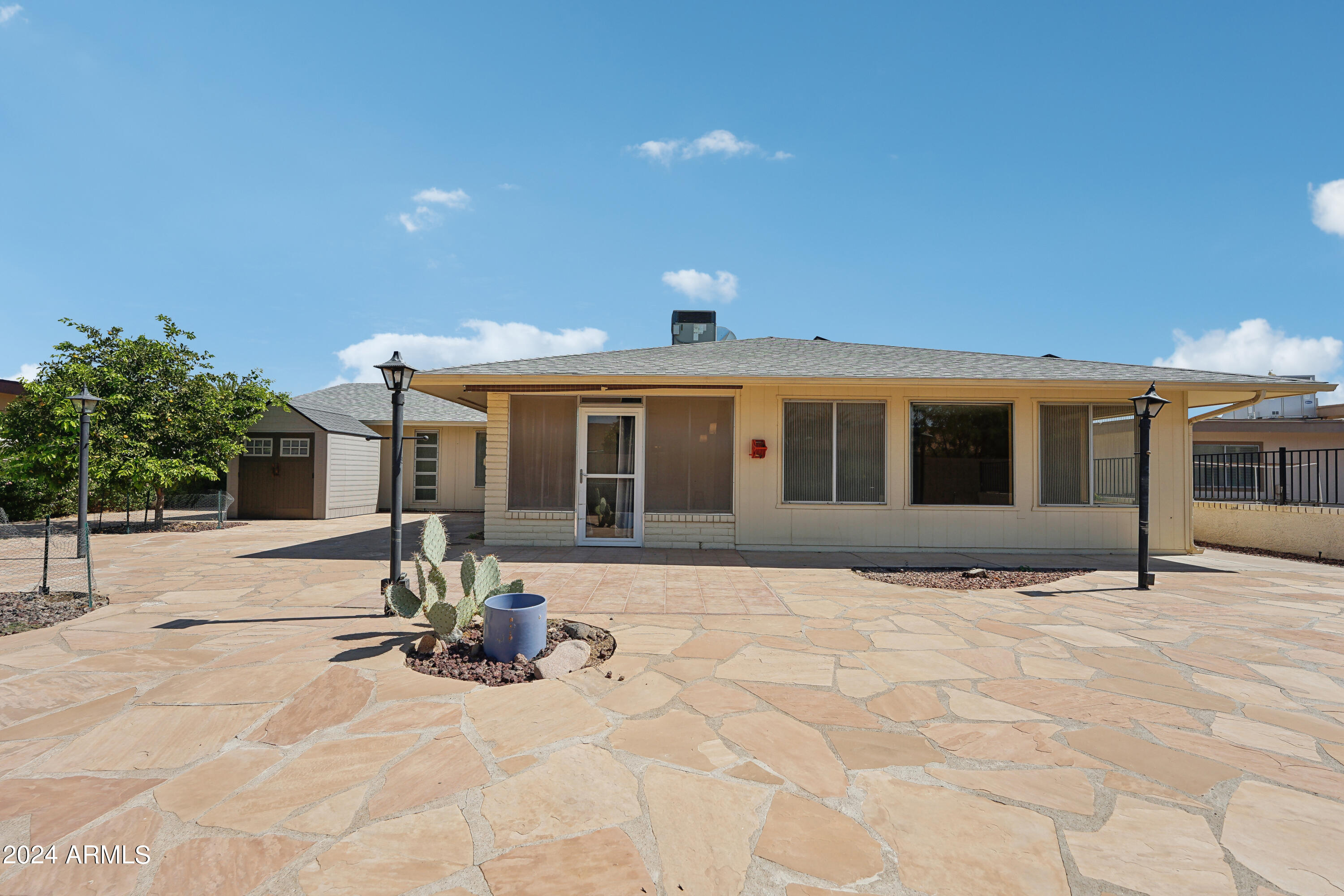 16214 N DESERT HOLLY Drive