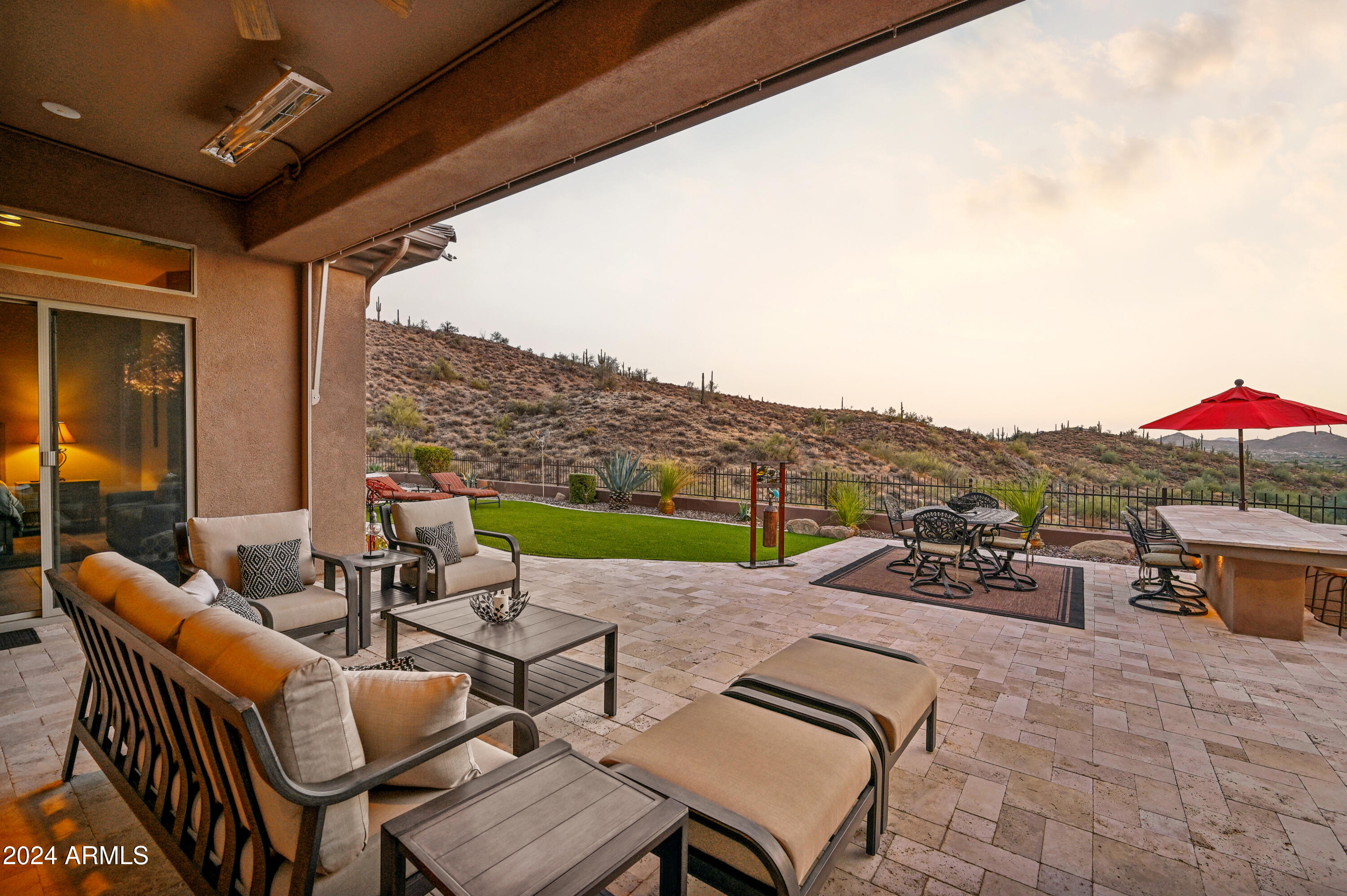 2355 W SHINNECOCK Court