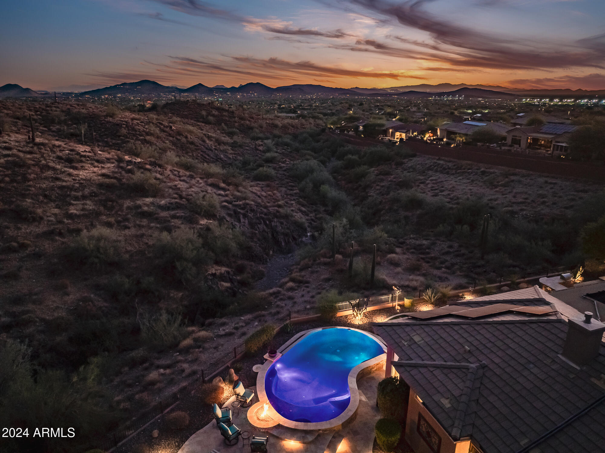 2355 W SHINNECOCK Court