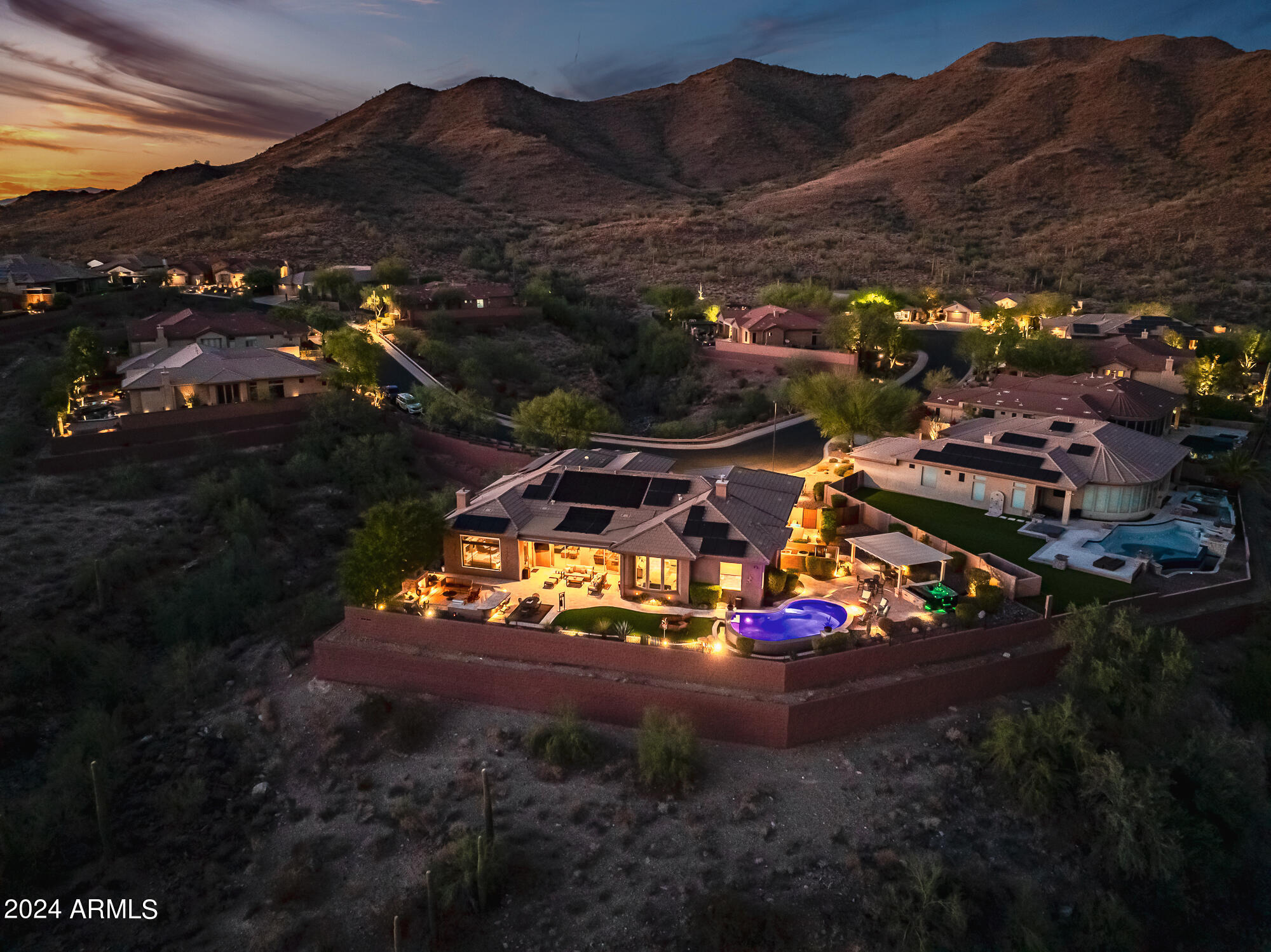 2355 W SHINNECOCK Court