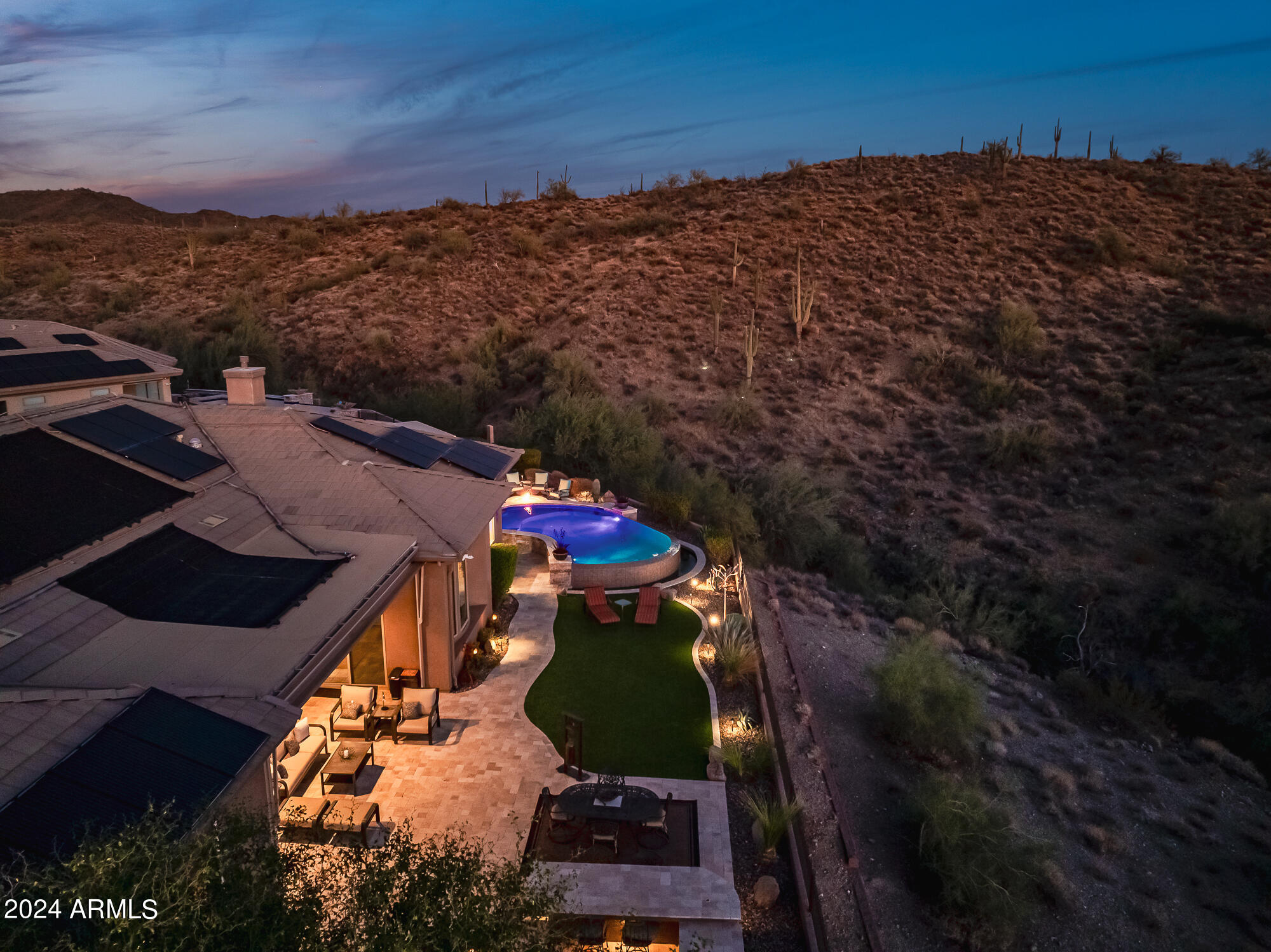 2355 W SHINNECOCK Court