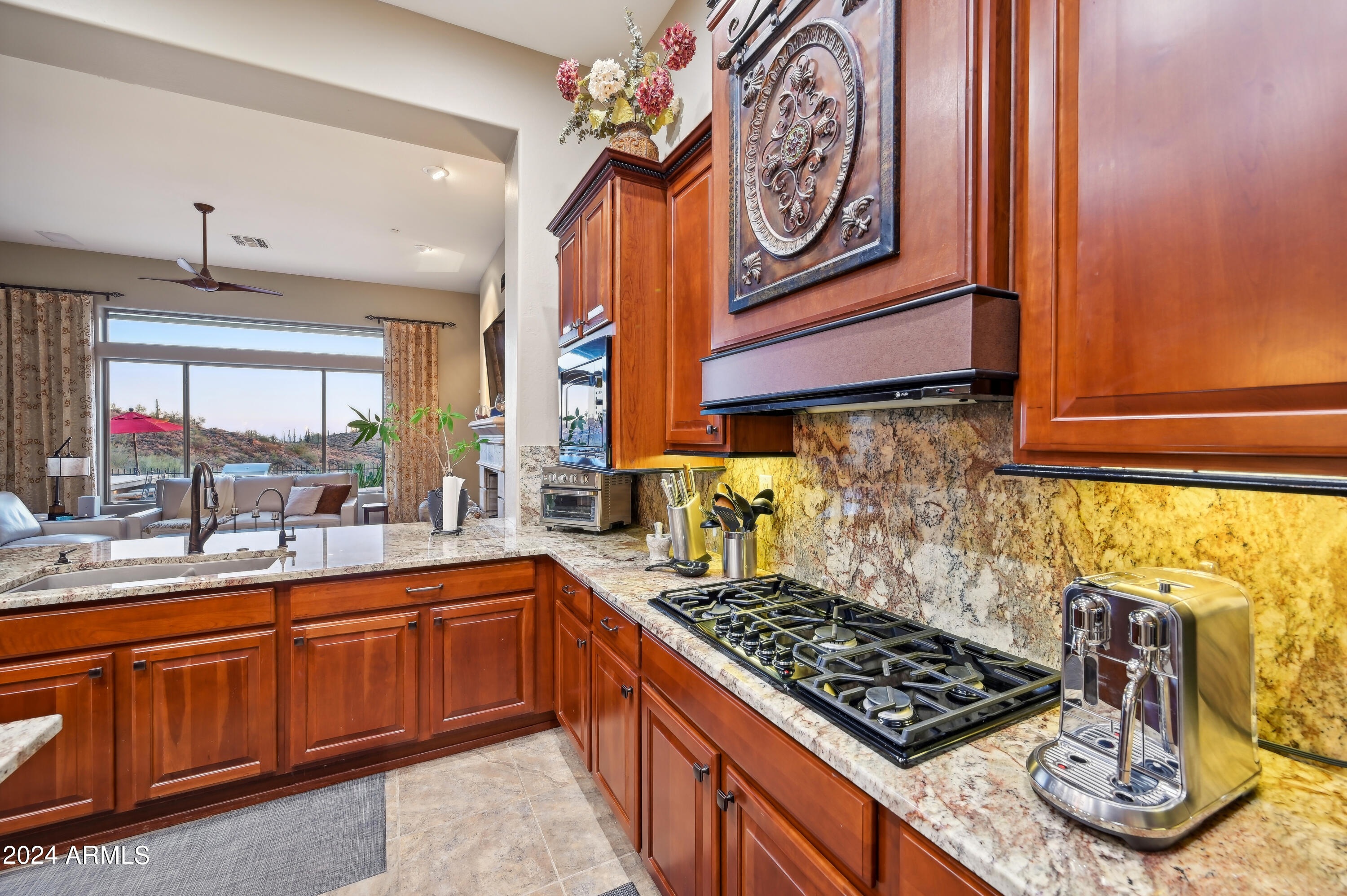 2355 W SHINNECOCK Court