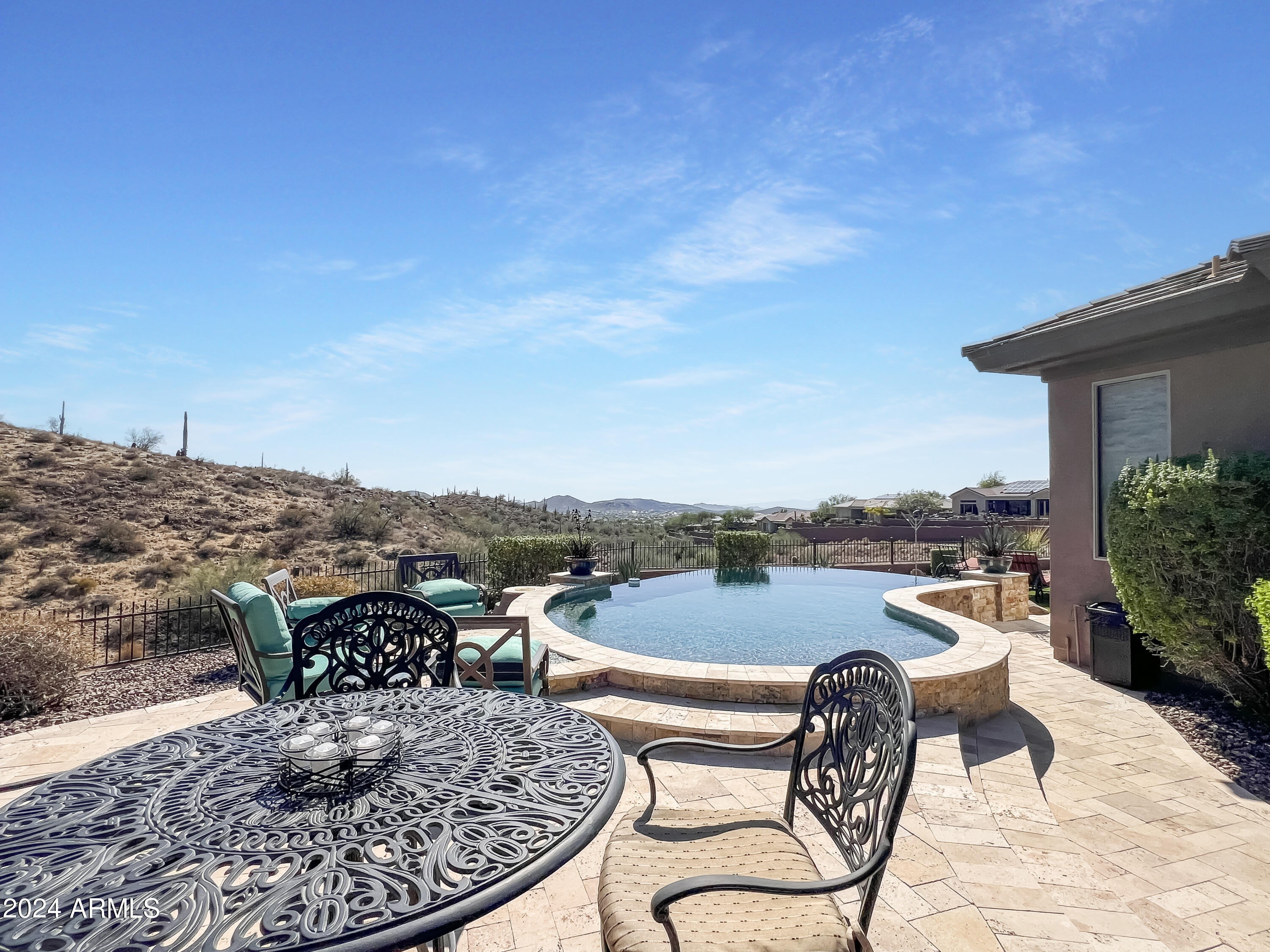 2355 W SHINNECOCK Court