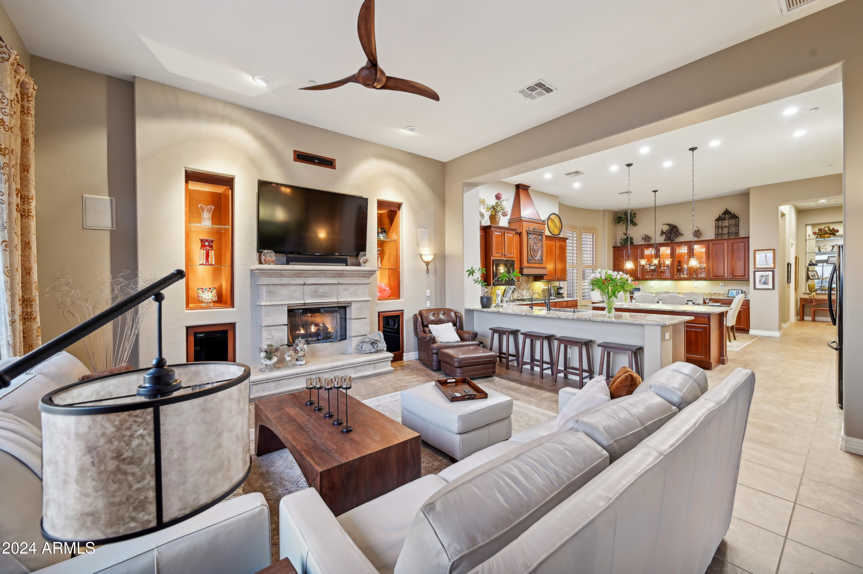 2355 W SHINNECOCK Court