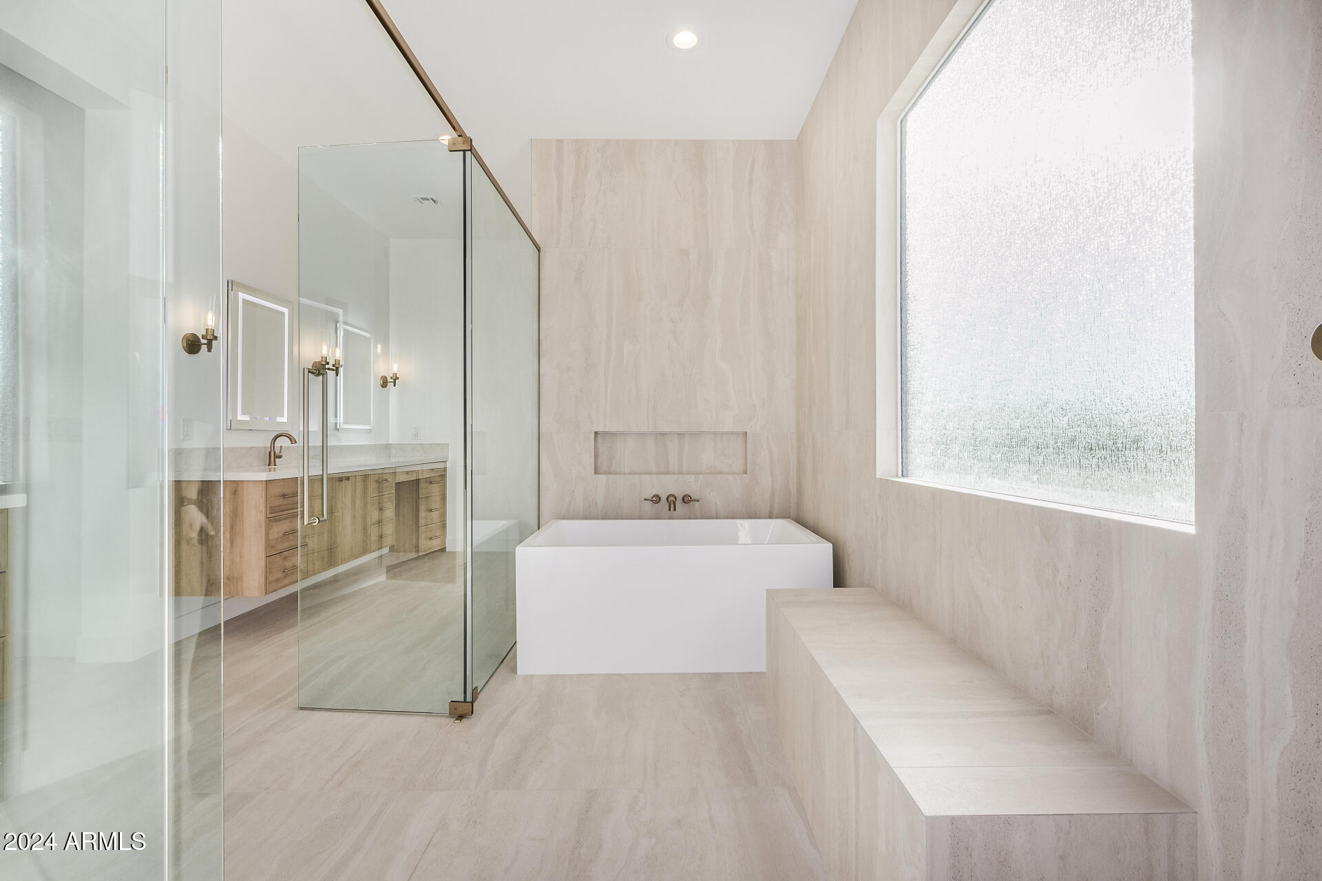 2808 W HERE TO THERE Drive