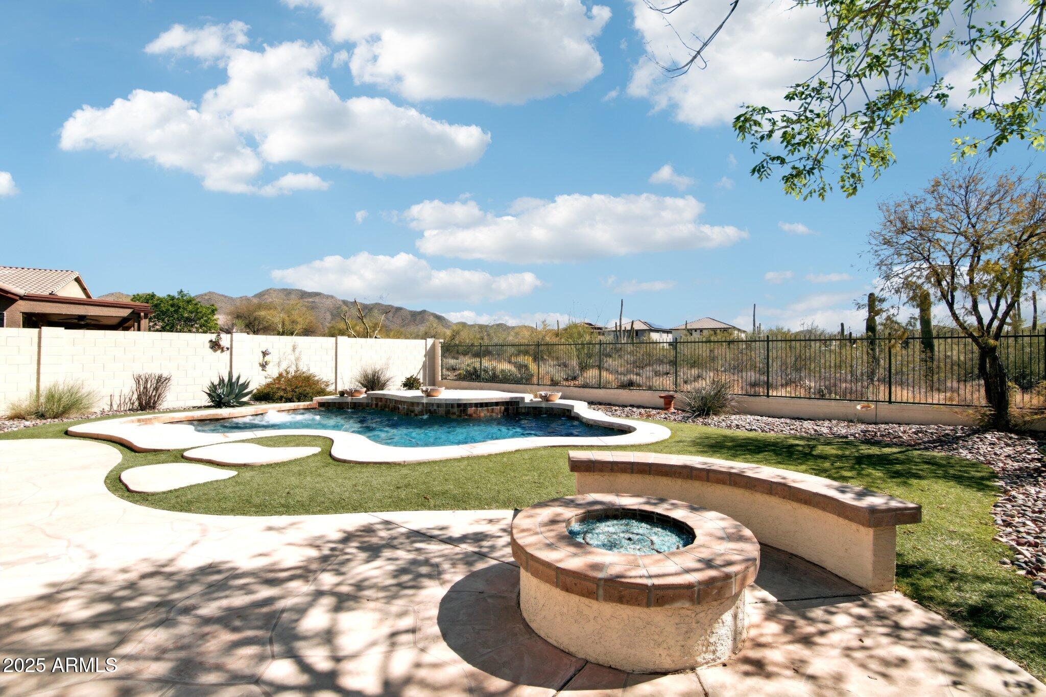 41213 N PANTHER CREEK Trail