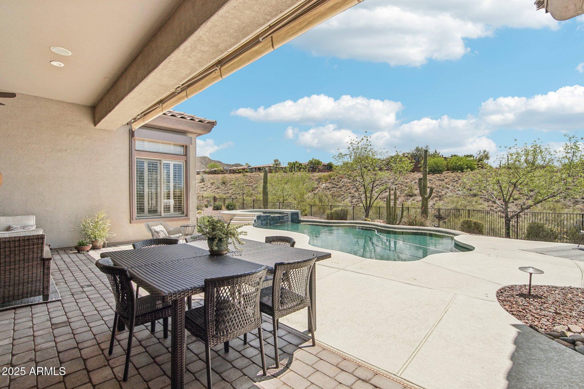 42429 N CROSS TIMBERS Court