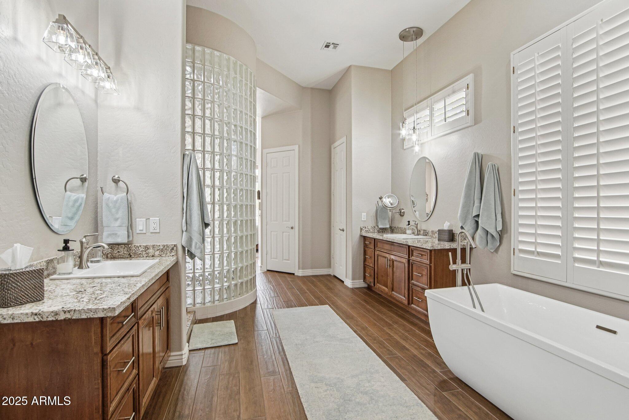 42429 N CROSS TIMBERS Court