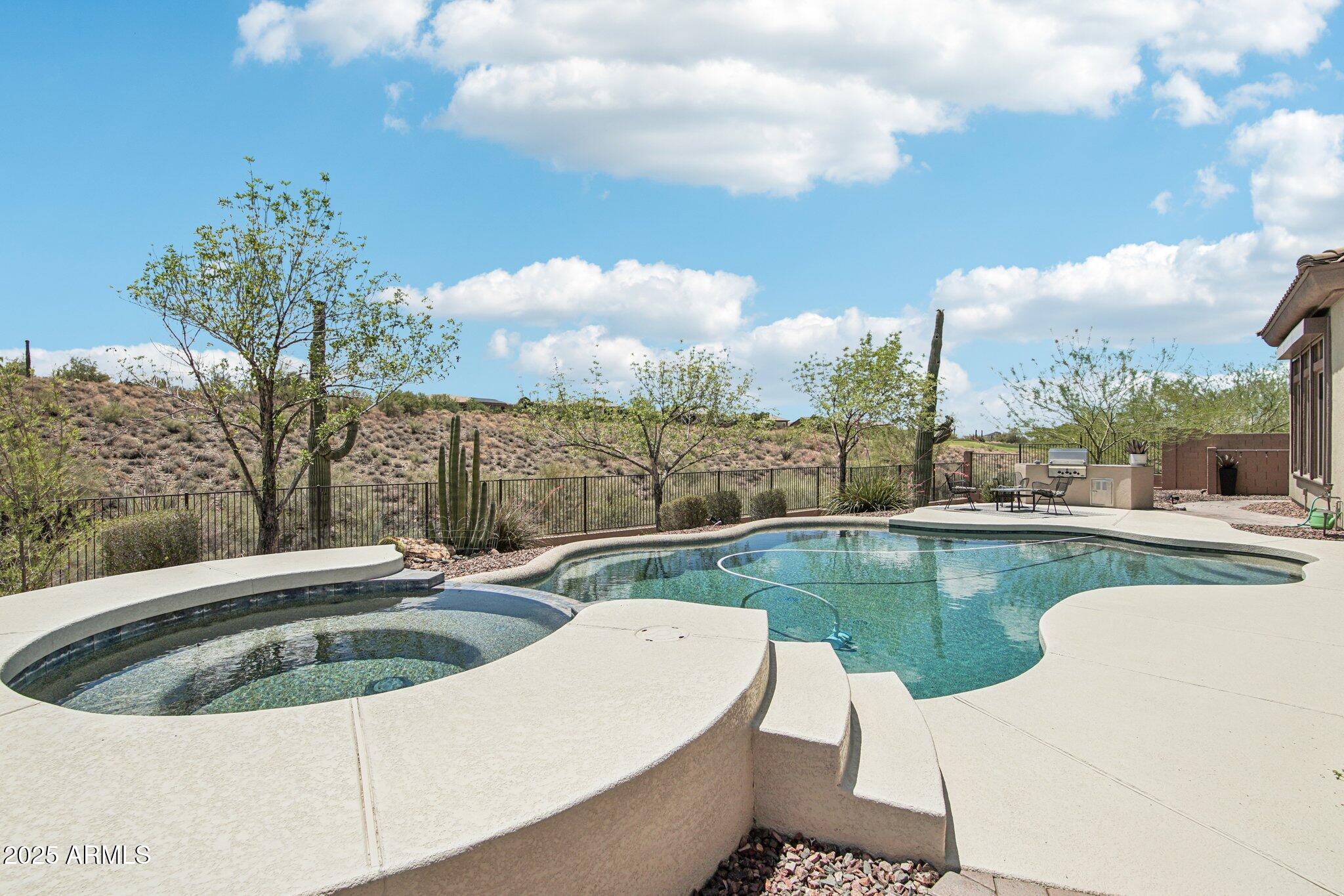 42429 N CROSS TIMBERS Court