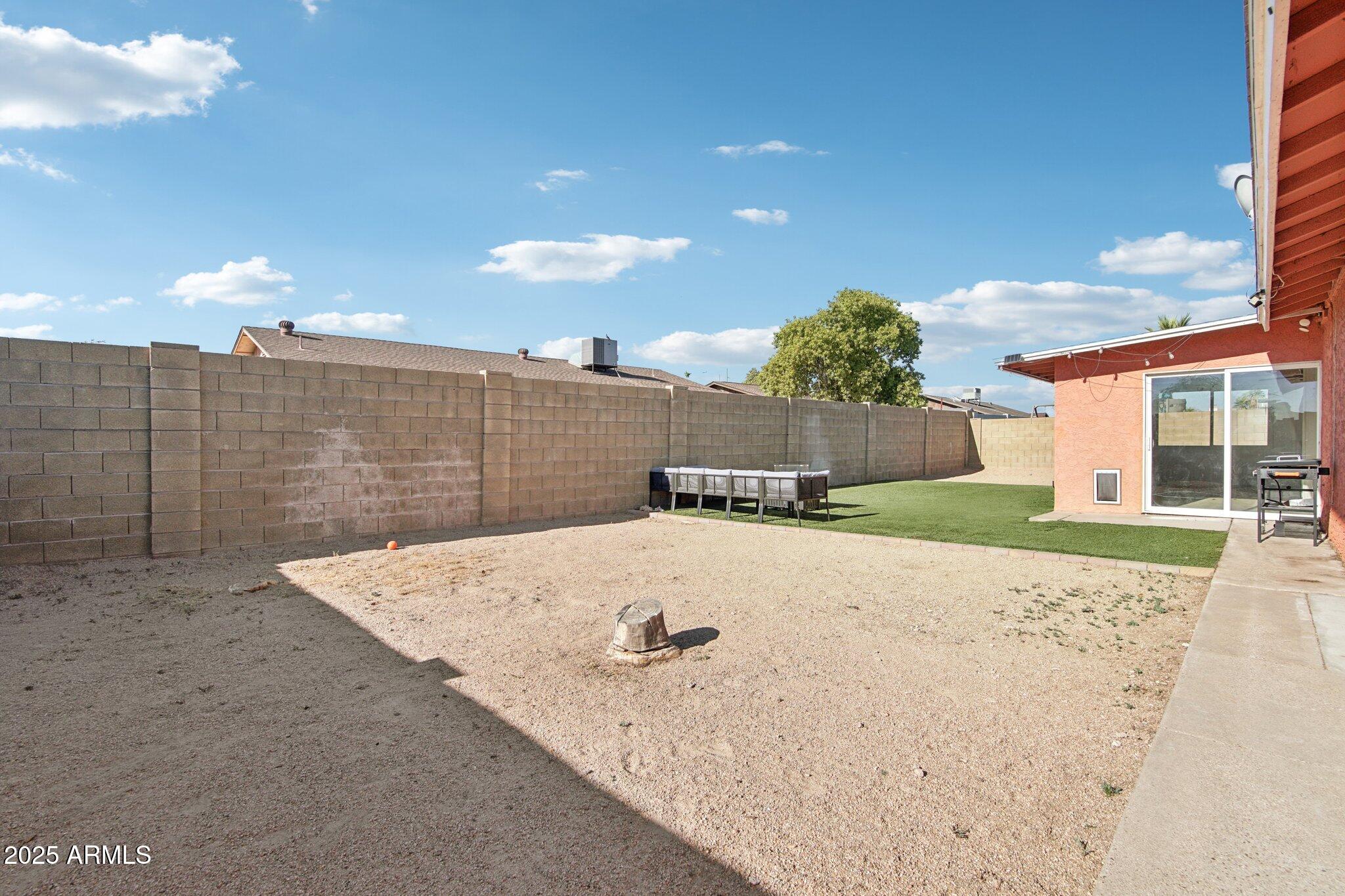 3614 W BLUEFIELD Avenue