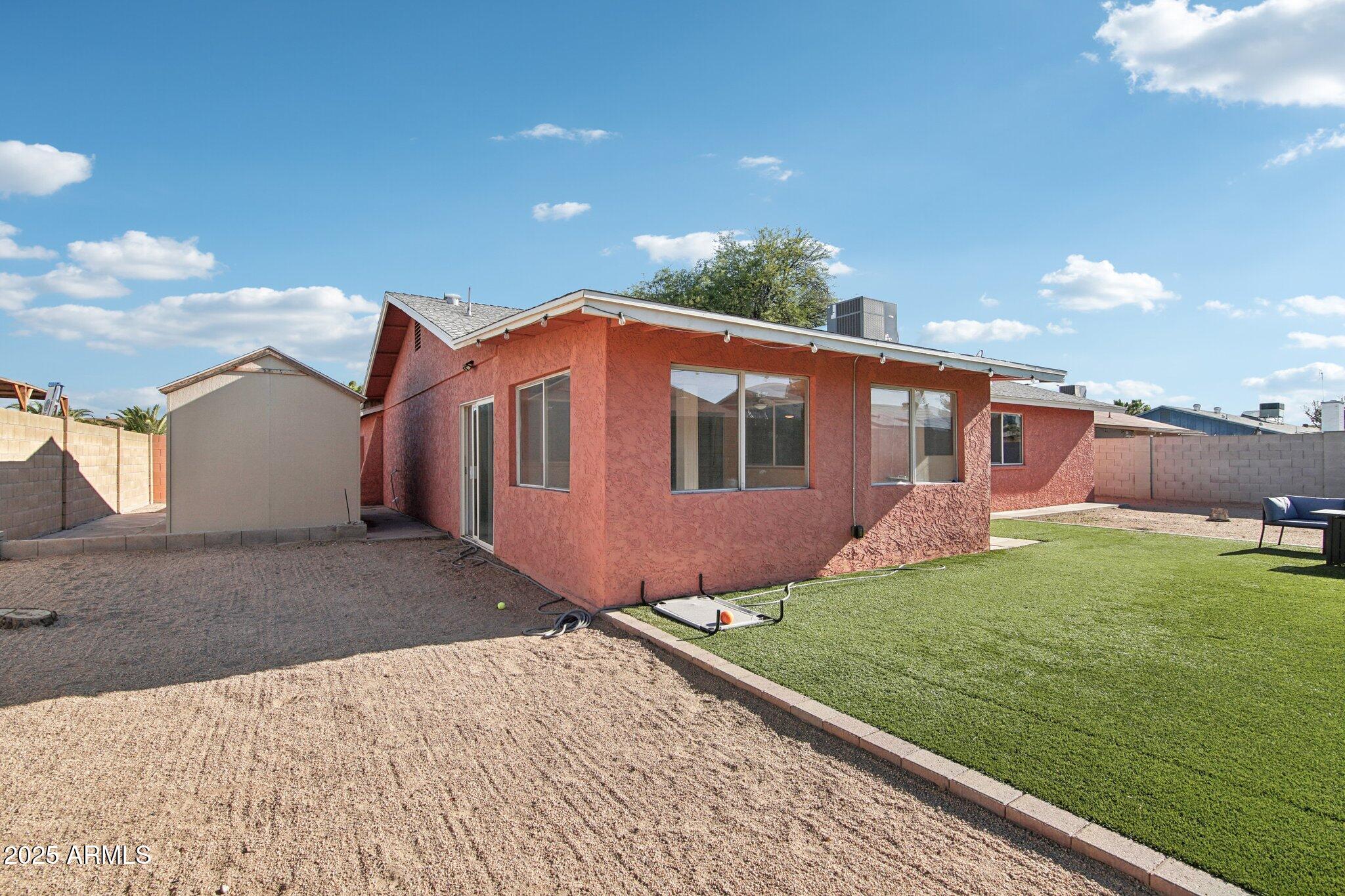 3614 W BLUEFIELD Avenue