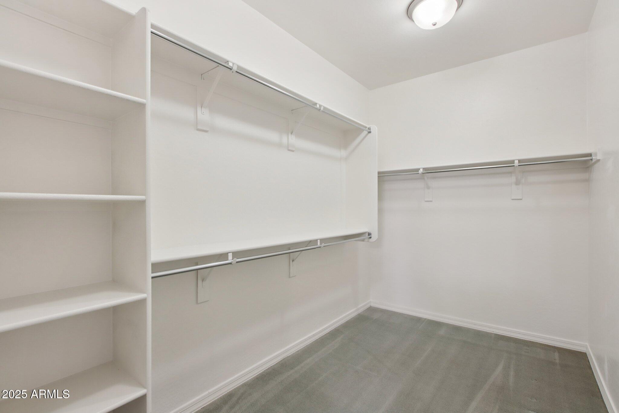 1030 E DETROIT Street