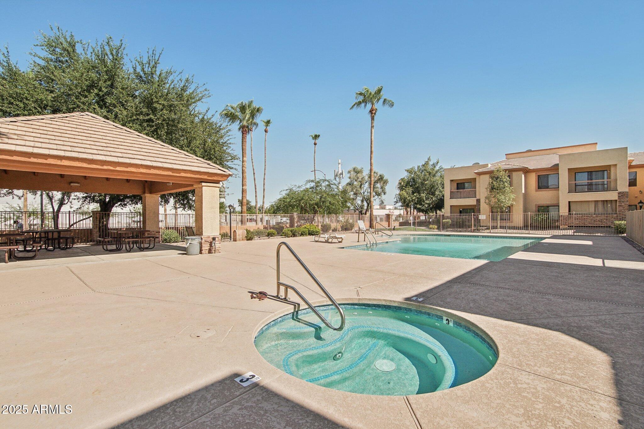 6770 N 47TH Avenue 2011