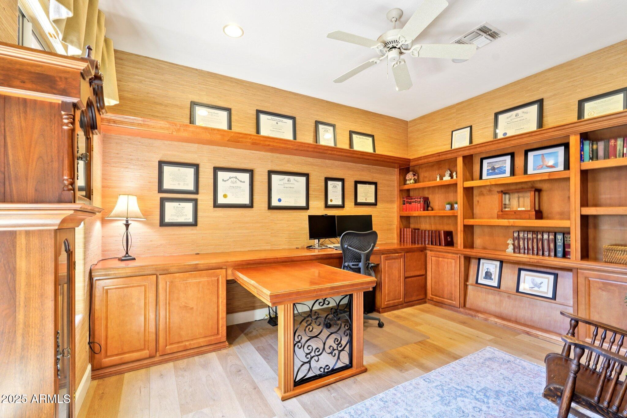 42019 N GOLF CREST Road