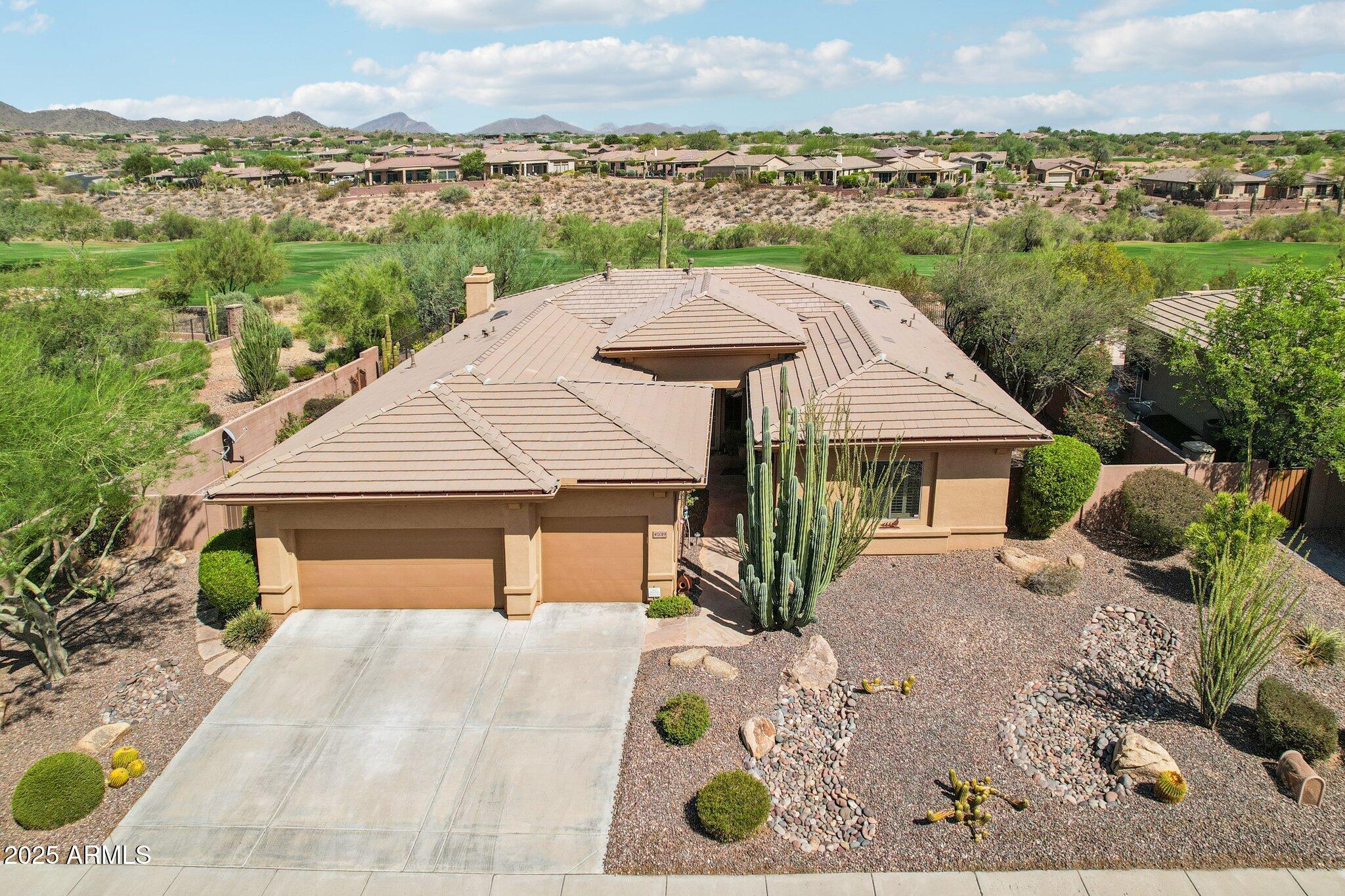 42019 N GOLF CREST Road