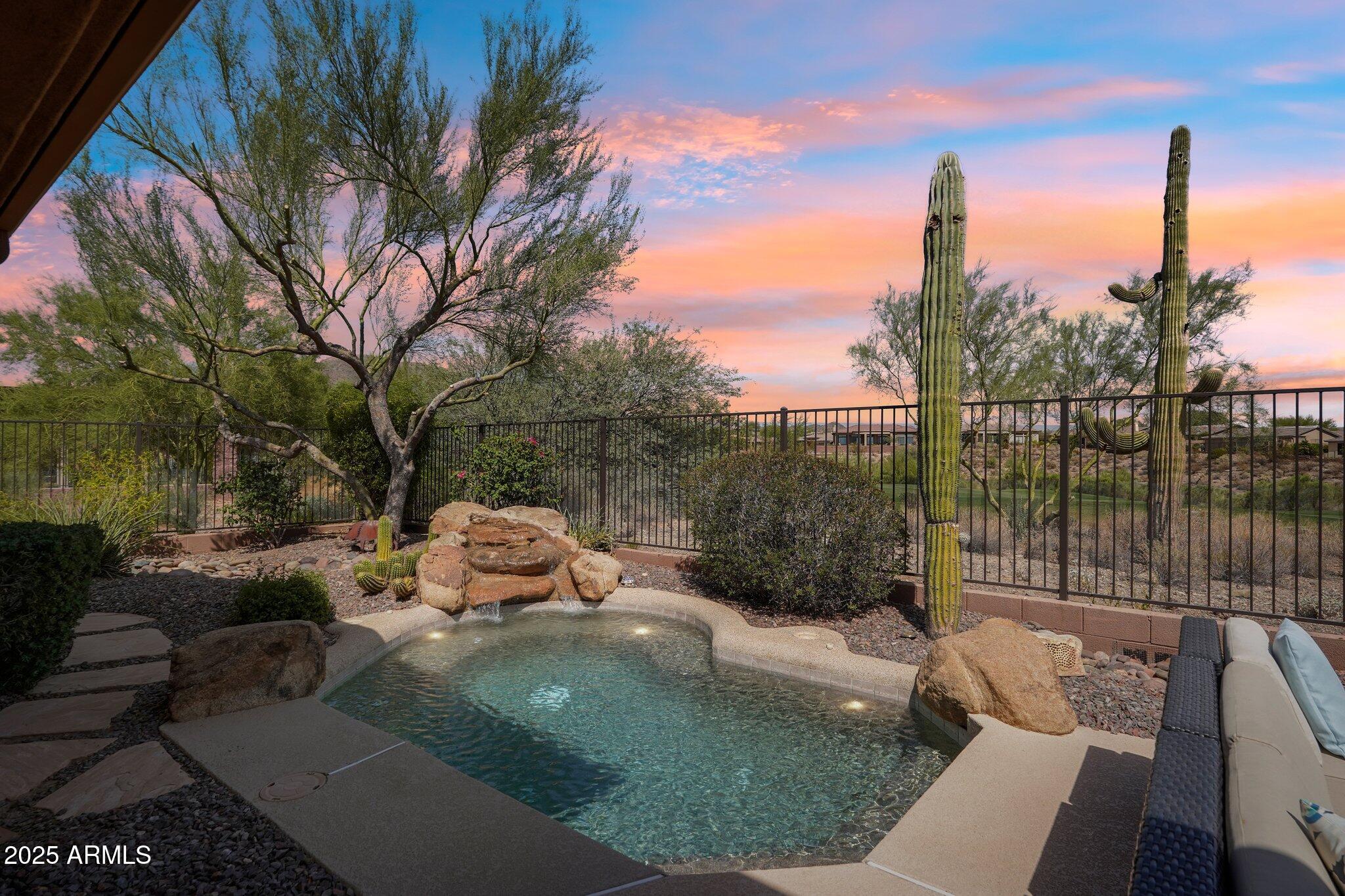 42019 N GOLF CREST Road