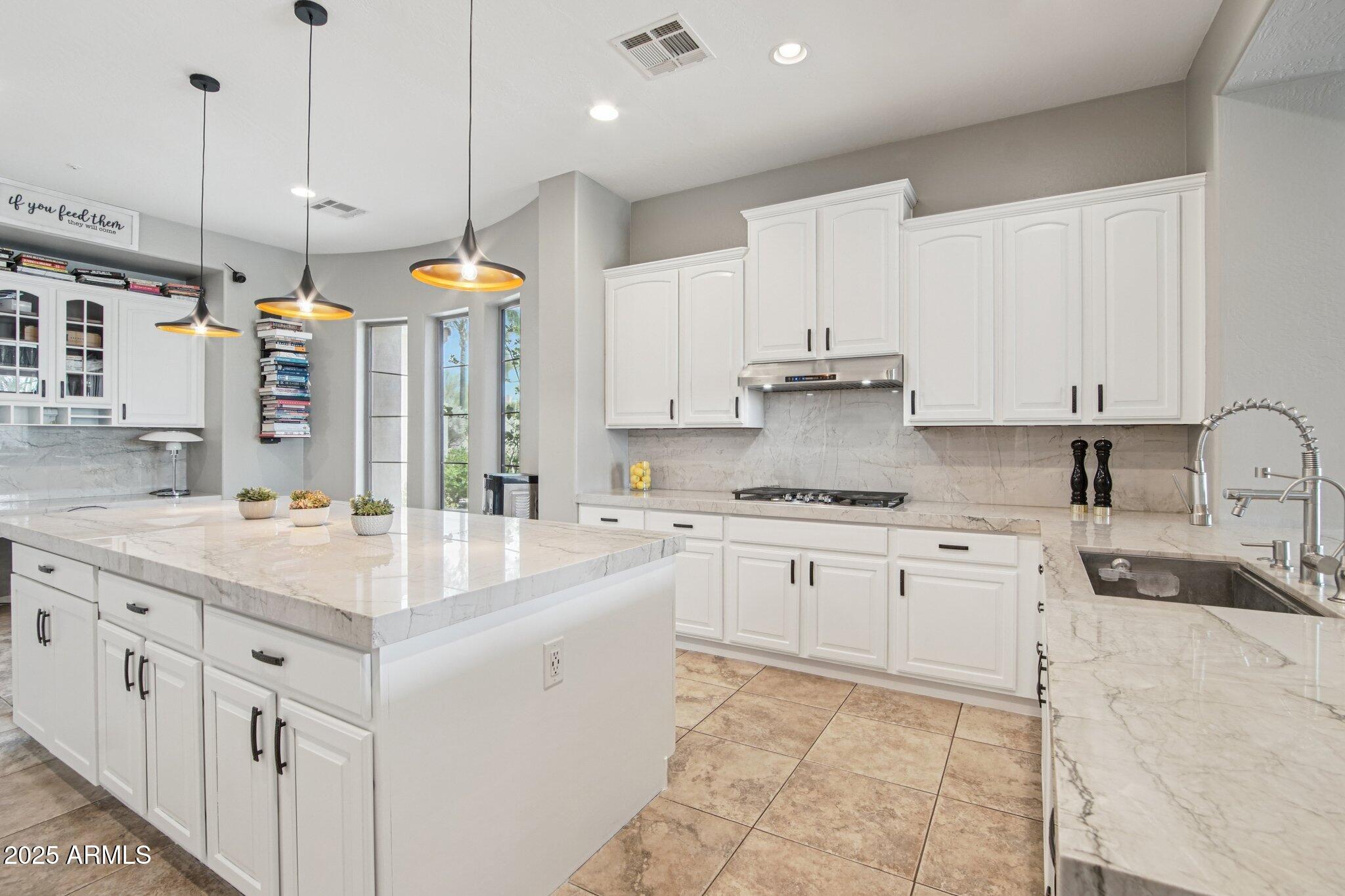 30399 N PALO BREA Drive