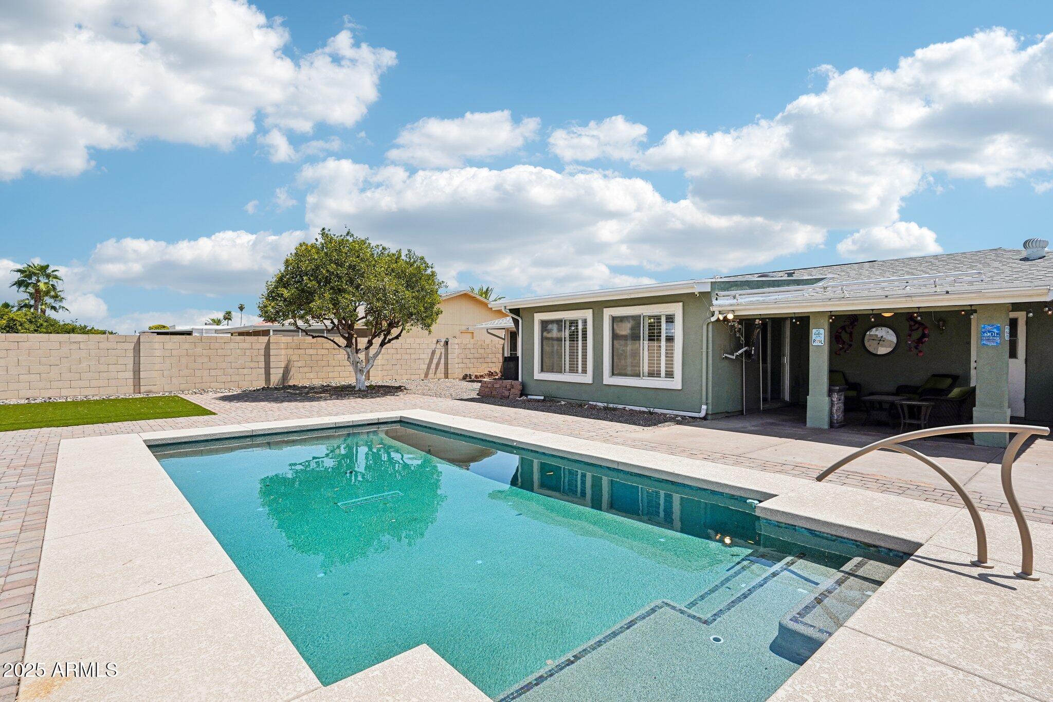 10850 W BROOKSIDE Drive