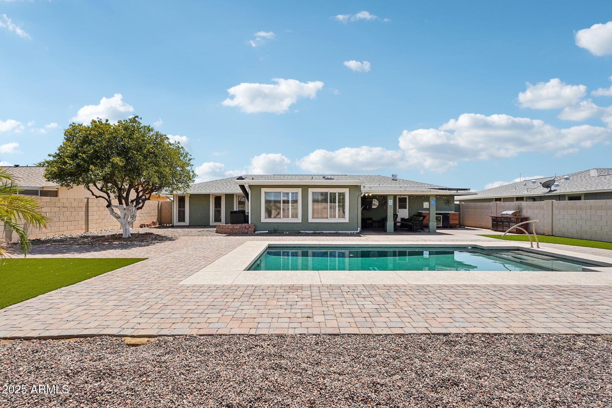 10850 W BROOKSIDE Drive