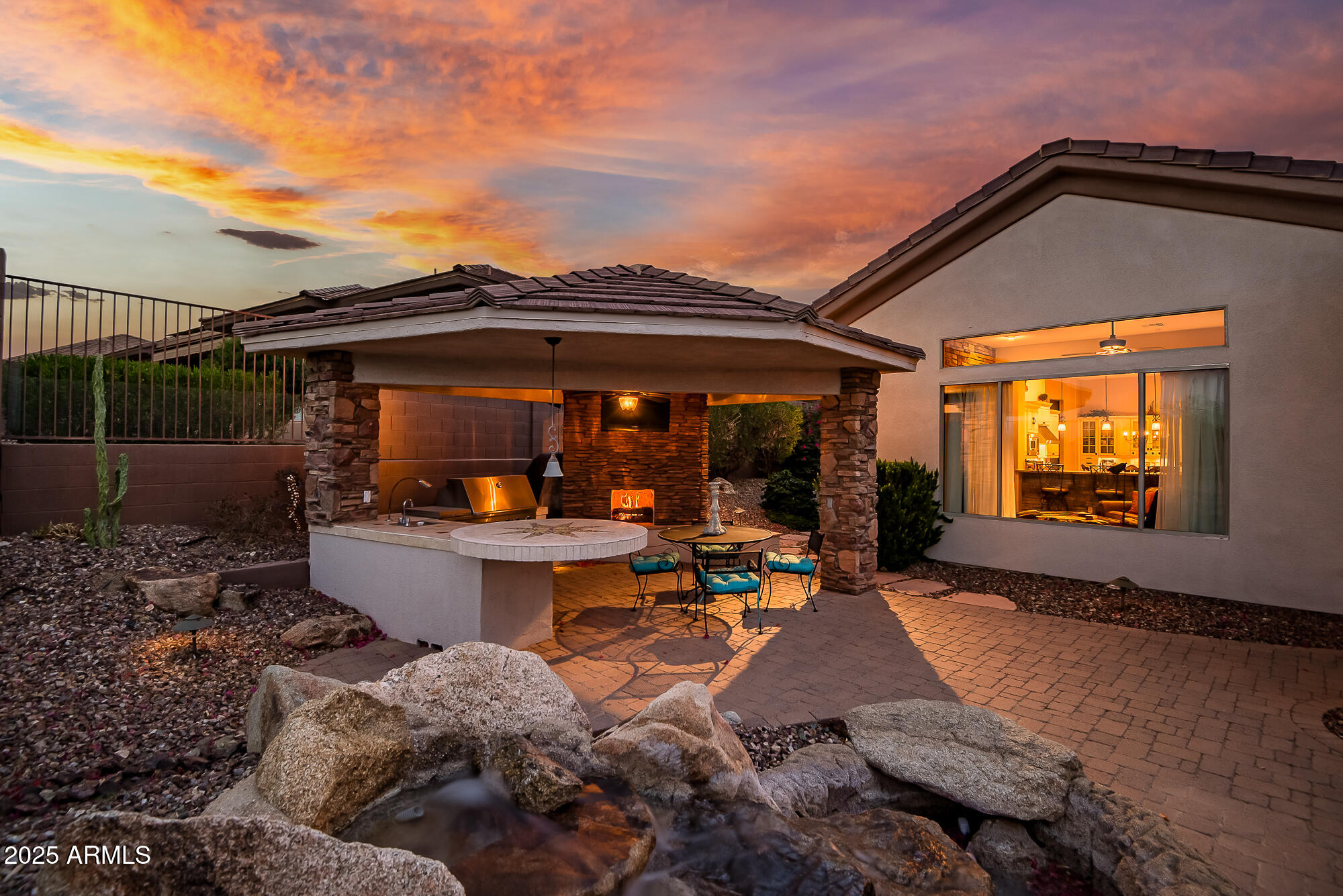 1653 W SILVER PINE Drive