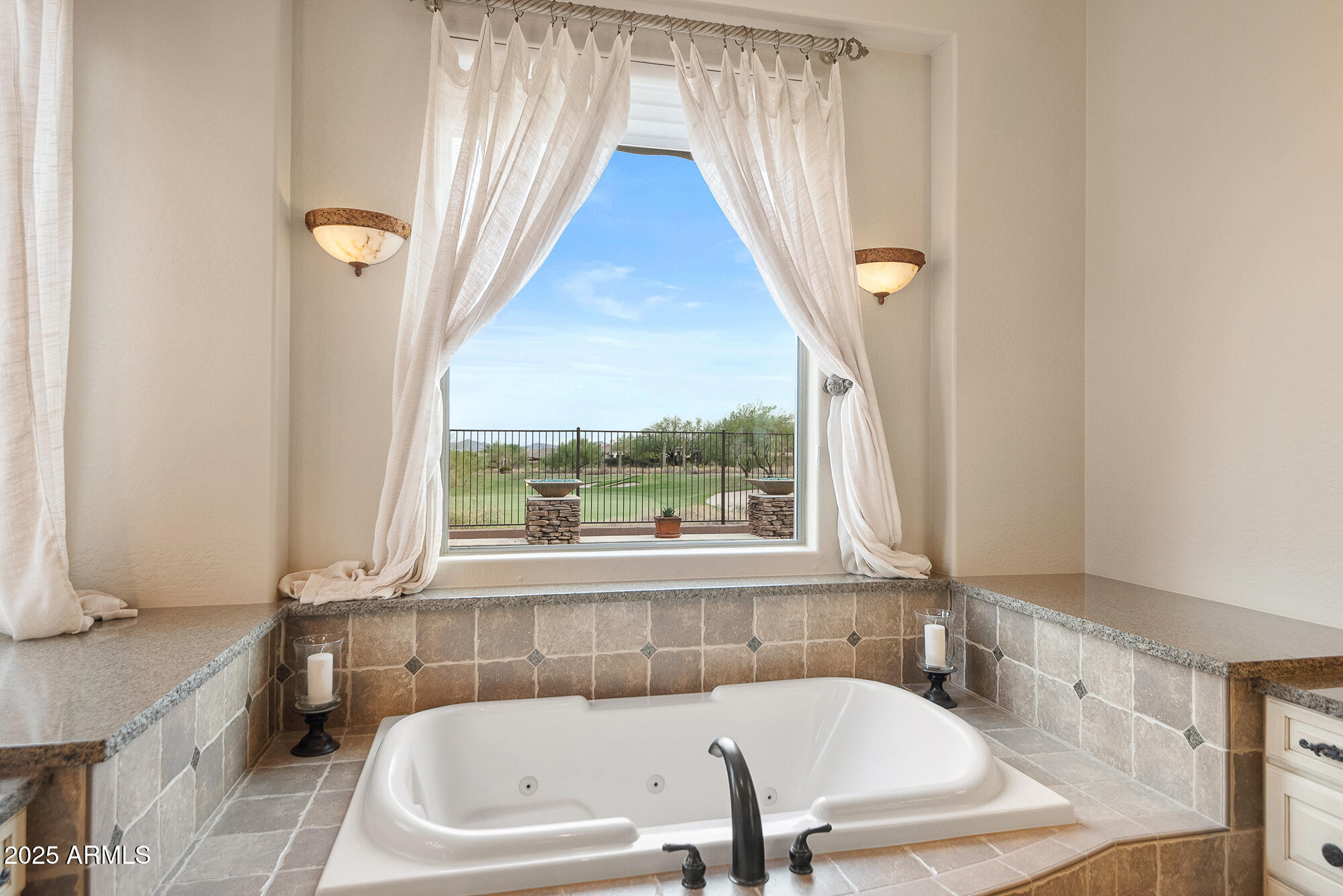 1653 W SILVER PINE Drive